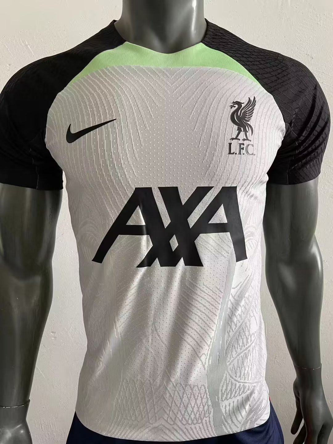 23/24 Liverpool Training Jersey Player Version 1:1 Quality - leoleo123123