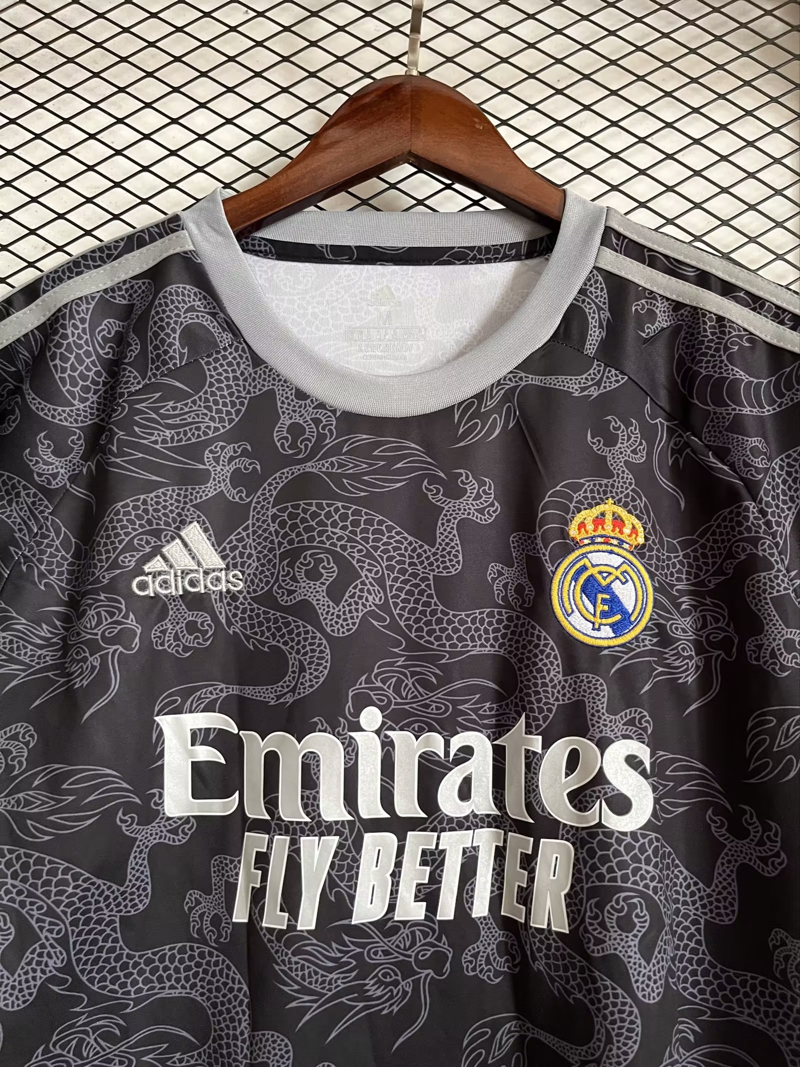23/24 Real Madrid Training Jersey Fan Version - leoleo123123