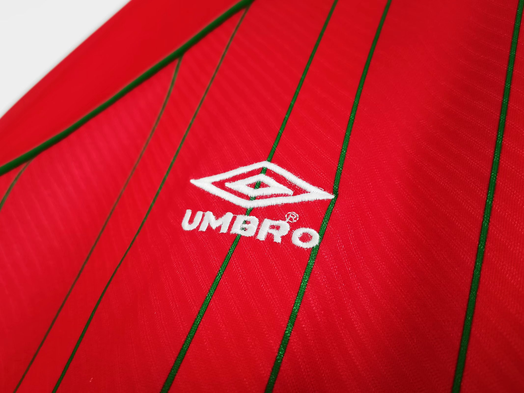 94/96 Welsh Home Retro Jersey Fans Version - leoleo123123