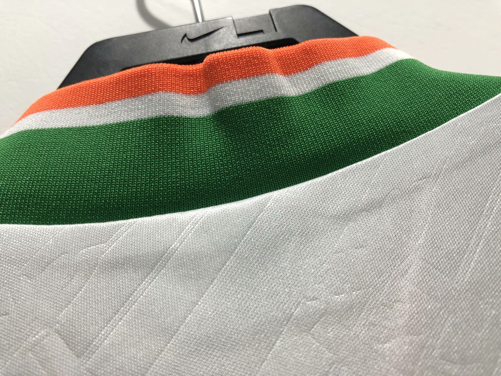 1994 Ireland Away Retro Jersey - leoleo123123