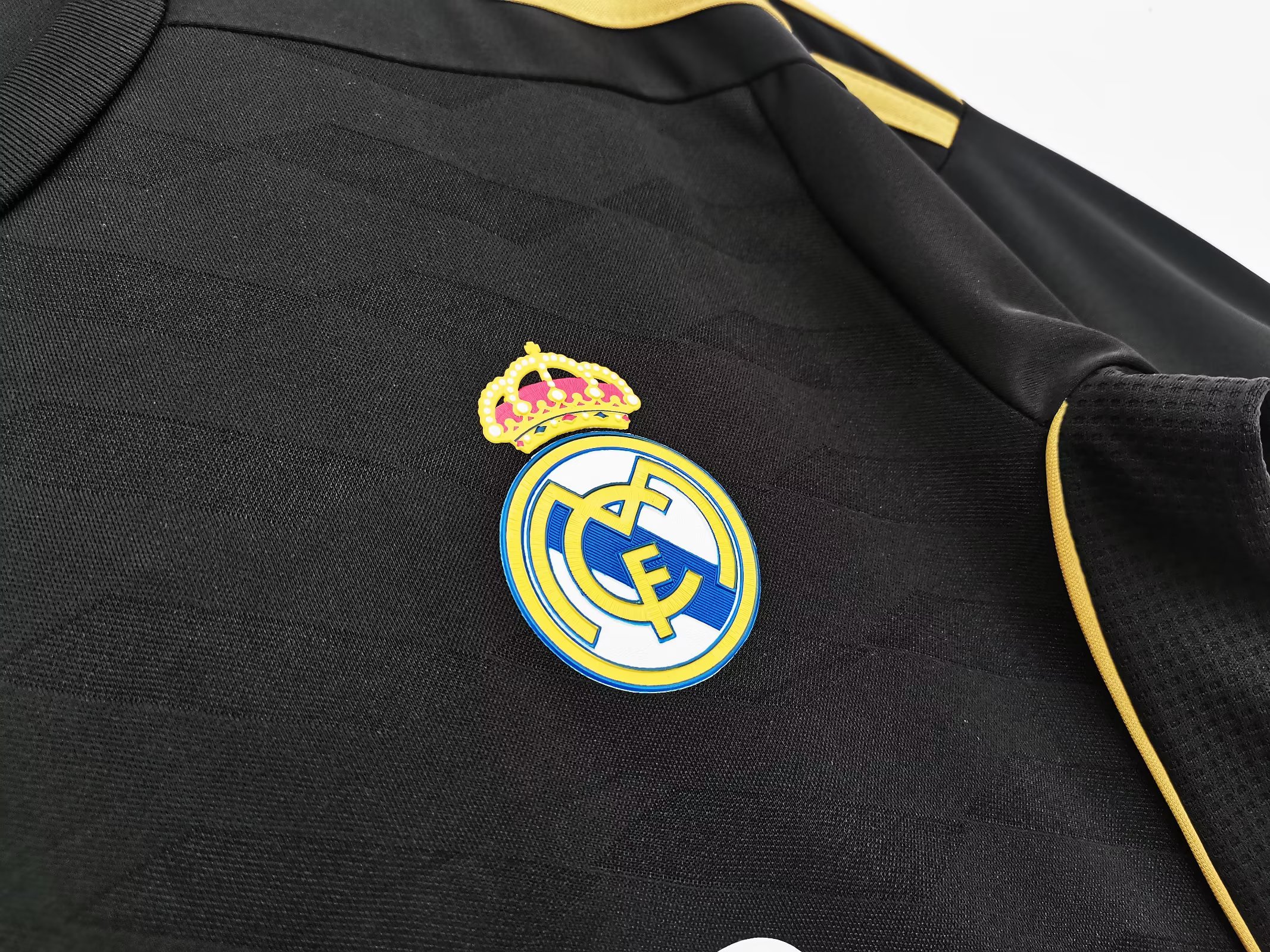 11/12 Real Madrid Away Retro Jersey - leoleo123123