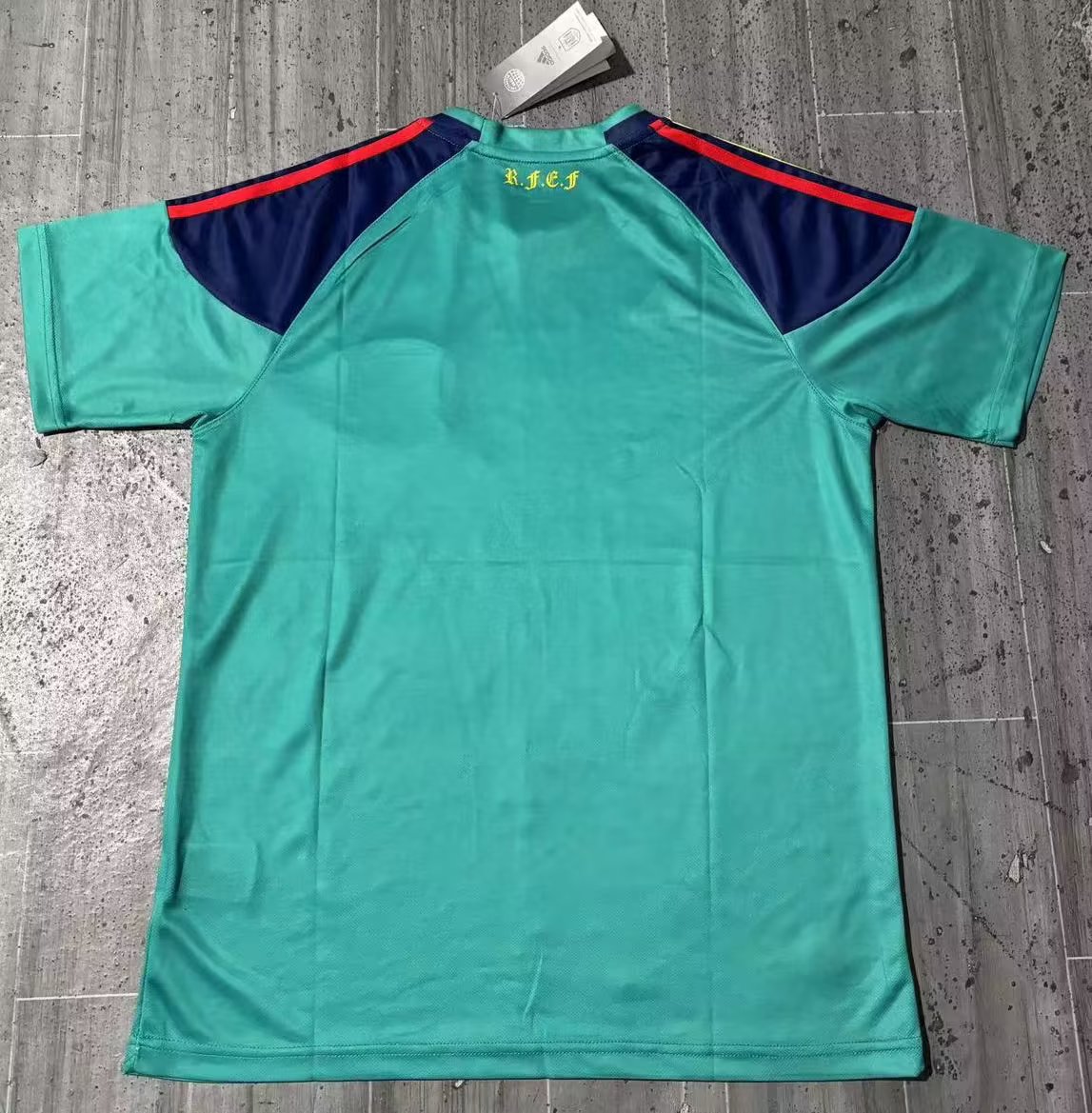 2010 Spain Goalkeeper Green Fans Version Retro Jersey - leoleo123123