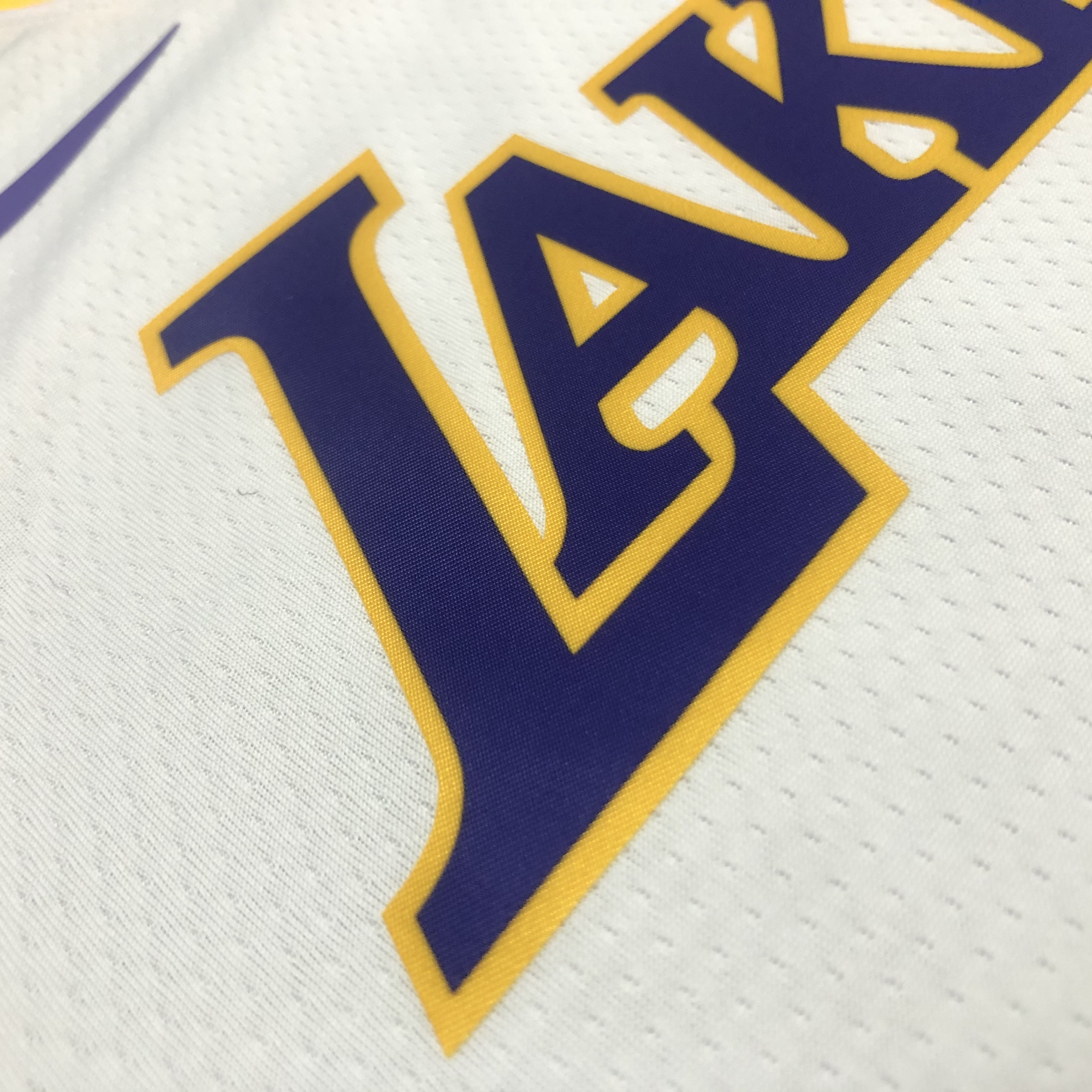 NBA Men Los Angeles Lakers #7 ANTHONY Retro White Round Neck Jersey High Quality Name and Number Print - leoleo123123