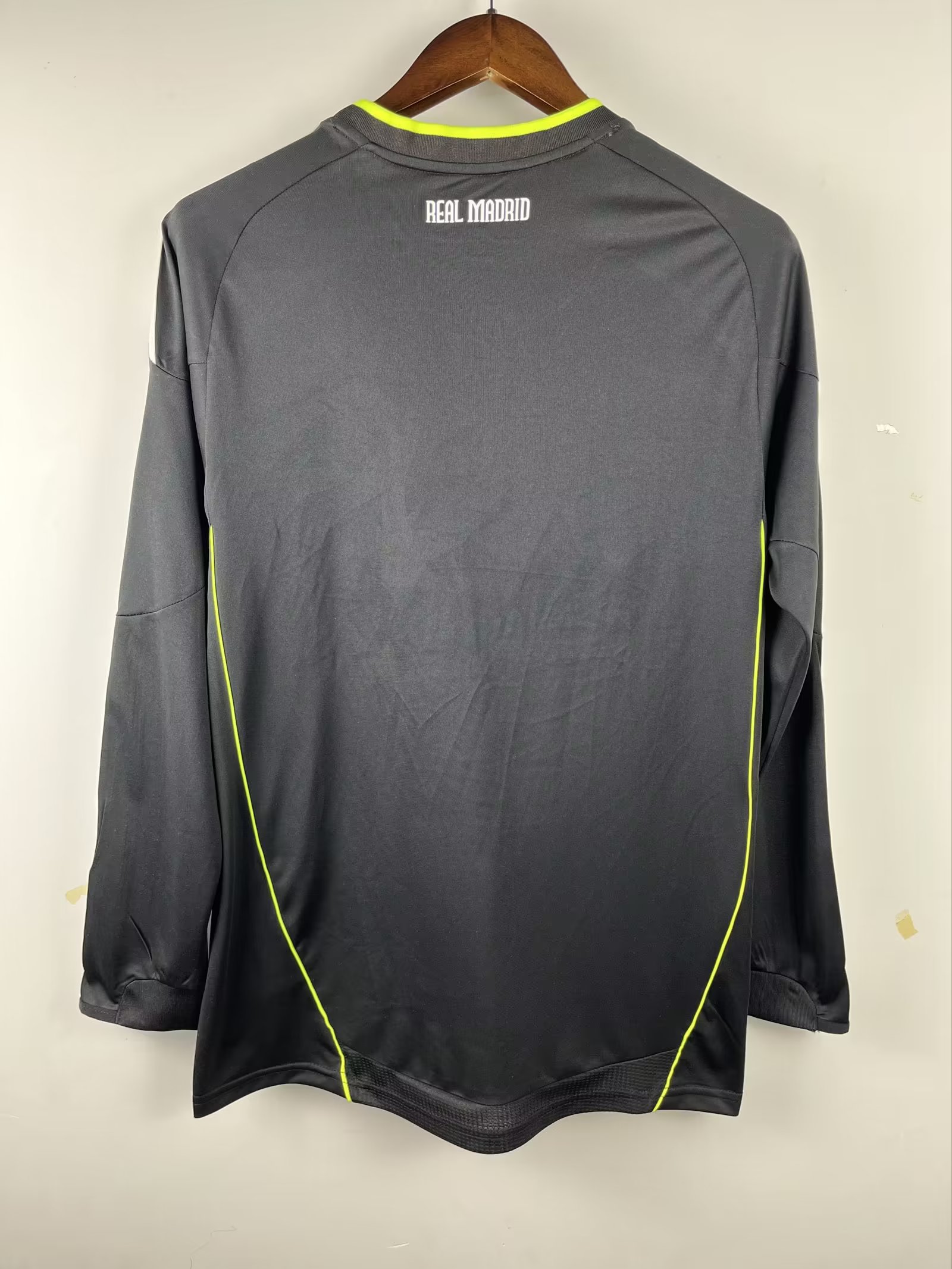 10/11 Real Madrid Away Retro Jersey Long Sleeve - leoleo123123