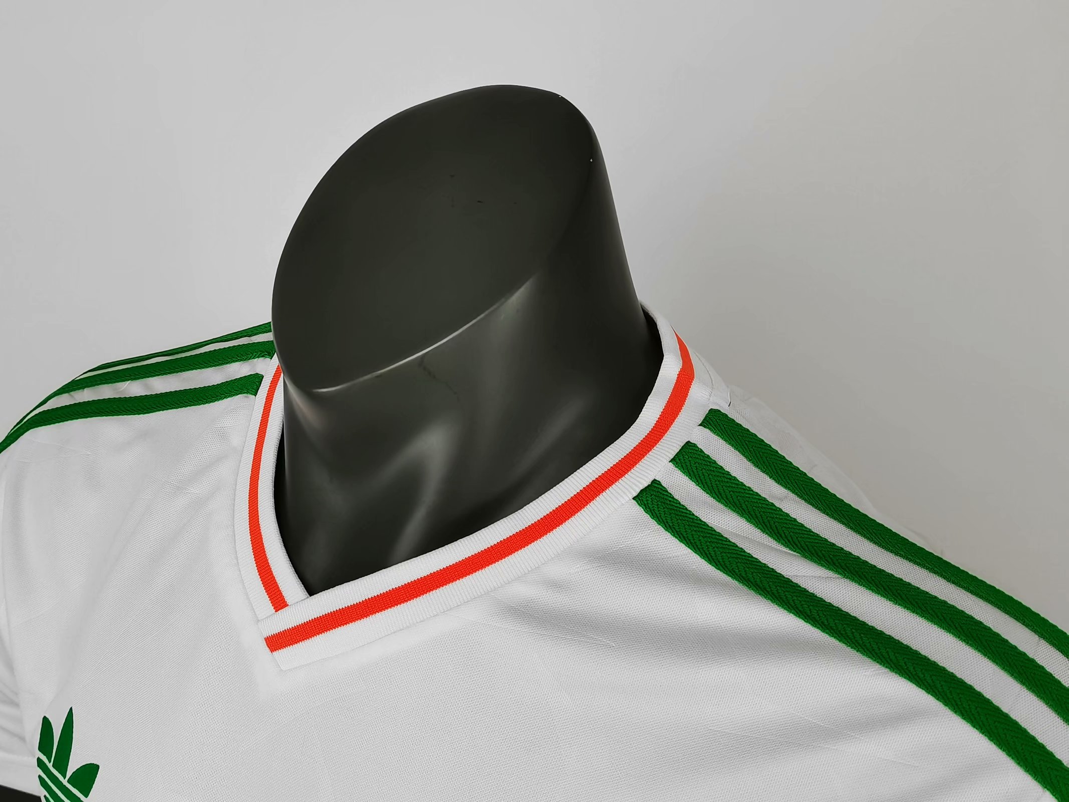 90-92 Ireland Away Retro Jersey - leoleo123123