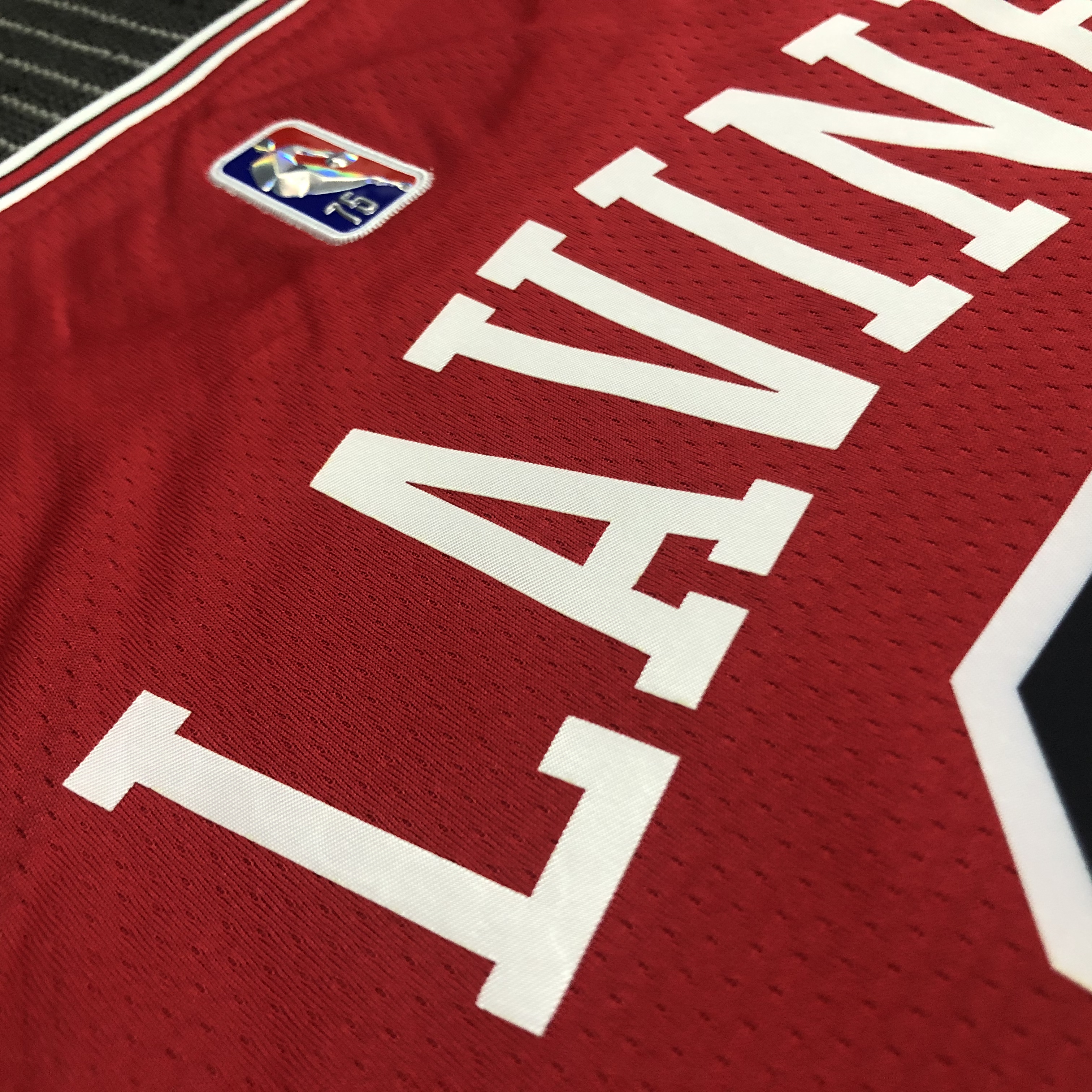 NBA Men 75th Anniversary Chicago Bulls Red #8 LAVINE Jersey High Quality Name and Number Print - leoleo123123