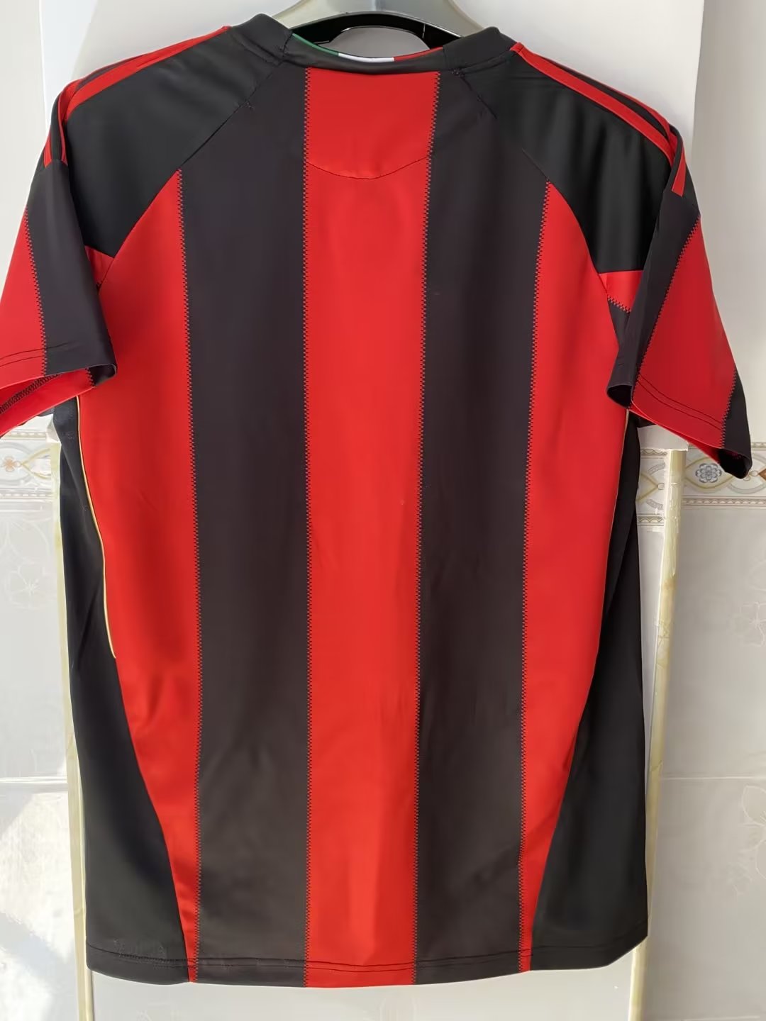 10/11 AC Milan Home Retro Jersey - leoleo123123