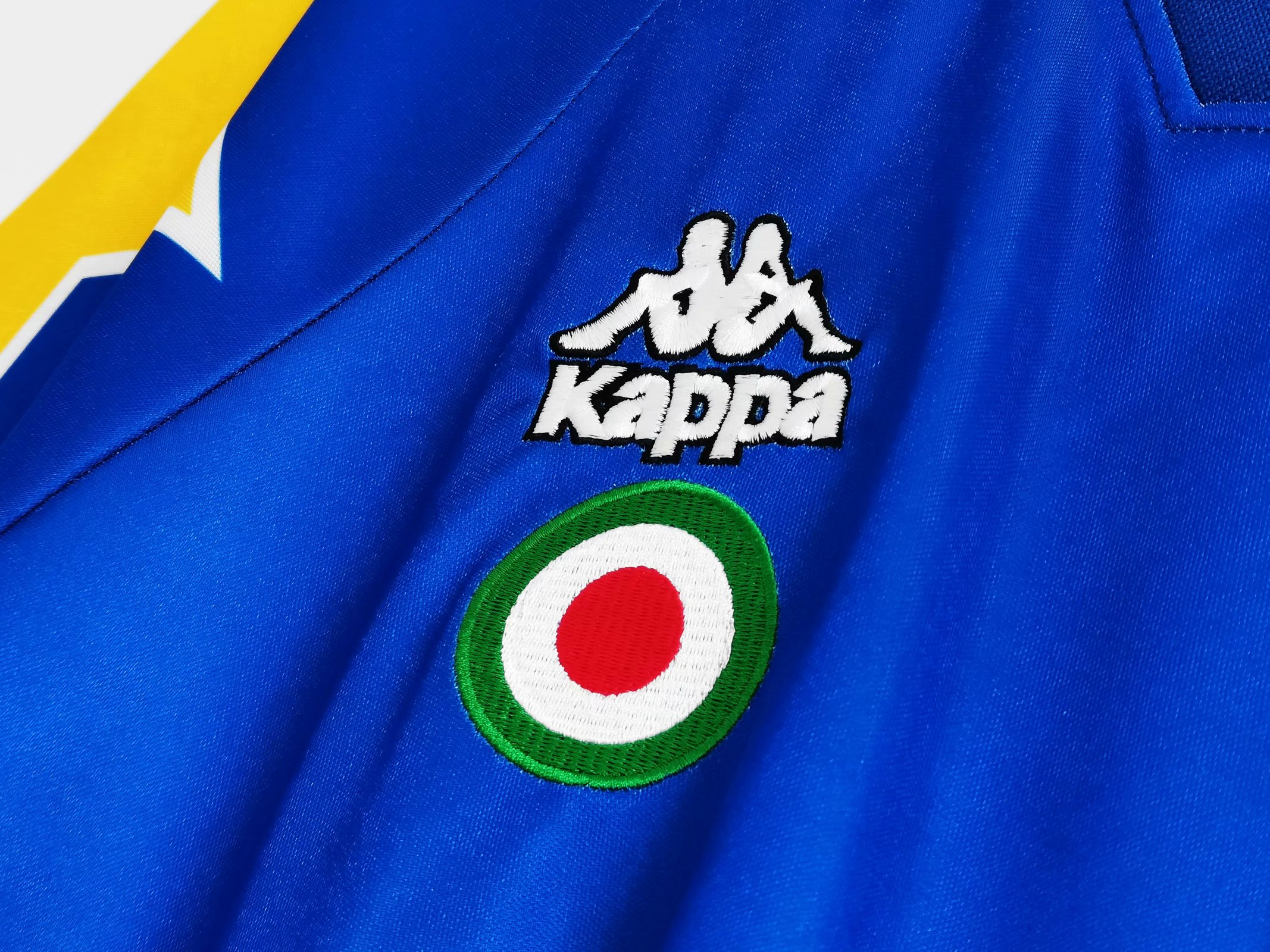 95-96 Juventus Away Retro Jersey - leoleo123123