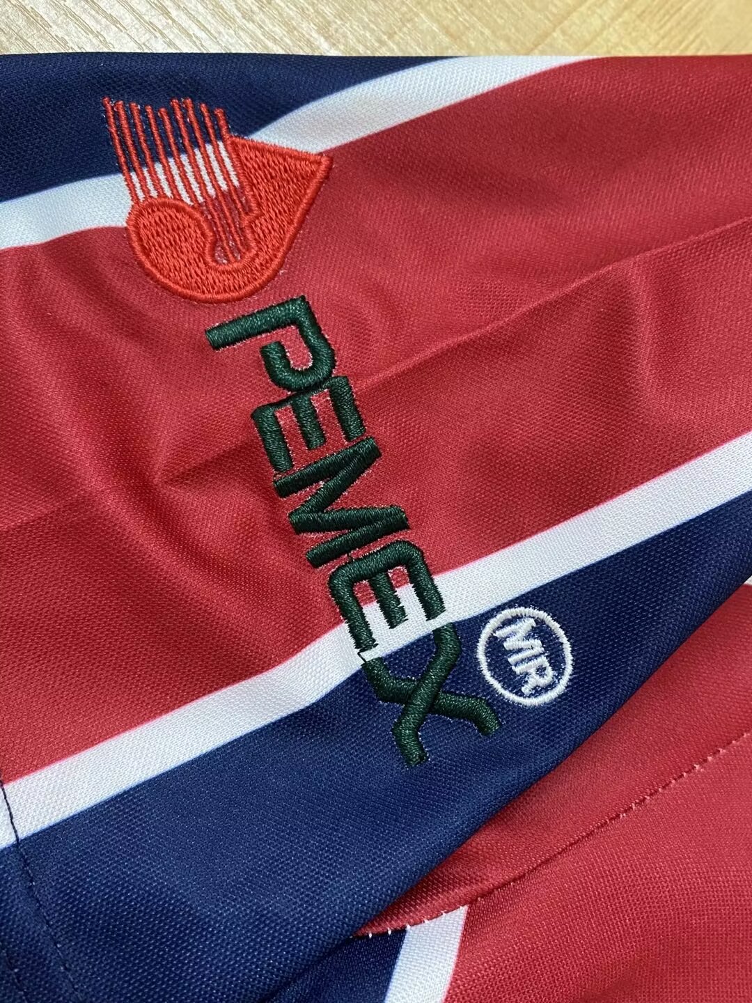 96/97 Chivas Away Retro Jersey - leoleo123123