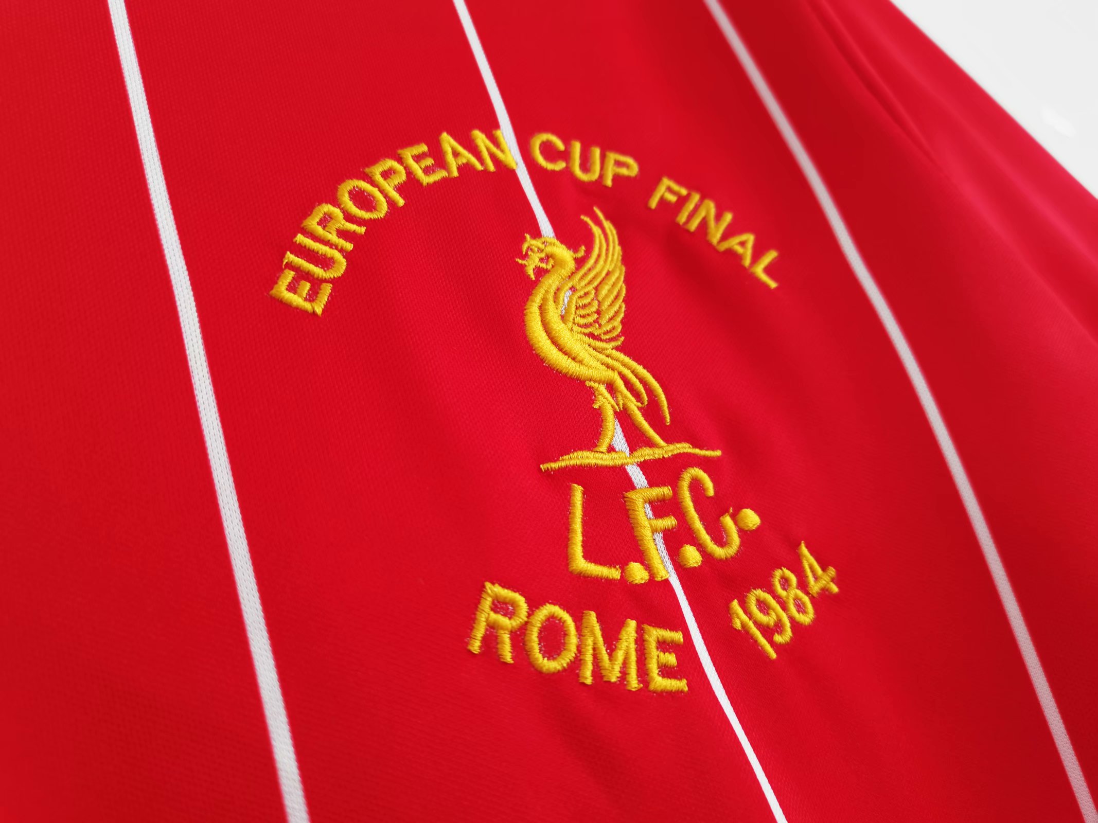 81/84 Liverpool Home Retro Jersey - leoleo123123