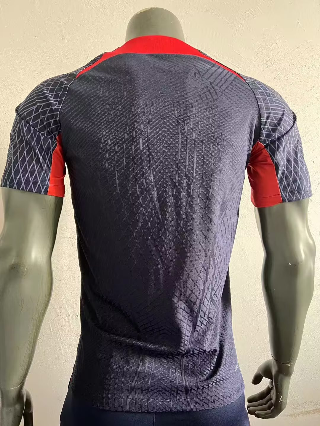 23/24 PSG Training Jersey Dark Blue Player Version 1:1 Quality - leoleo123123