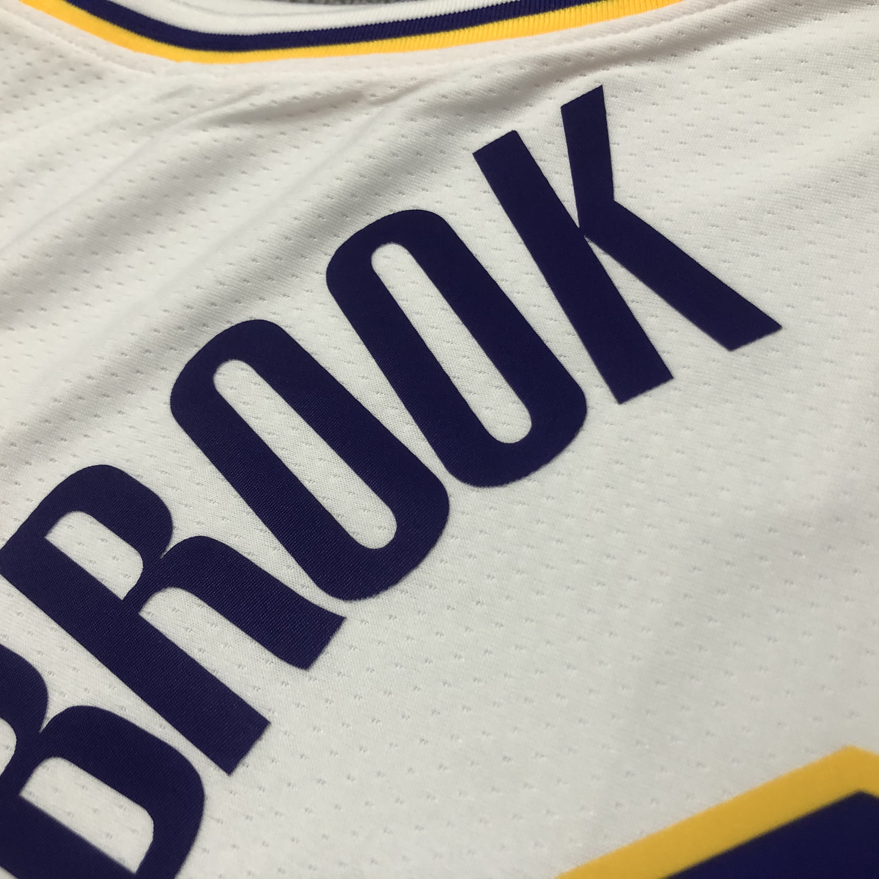 NBA Men Los Angeles Lakers #0 WESTBROOK Retro White Round Neck Jersey High Quality Name and Number Print - leoleo123123