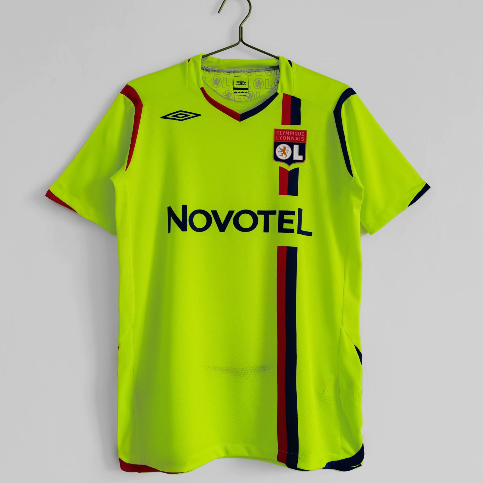 08/09 Lyon Green Retro Jersey - leoleo123123