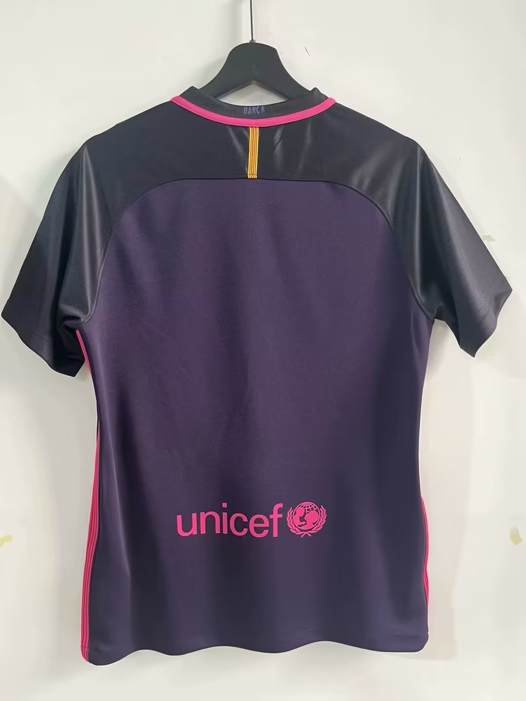 16/17 Barcelona Away Retro Jersey - leoleo123123