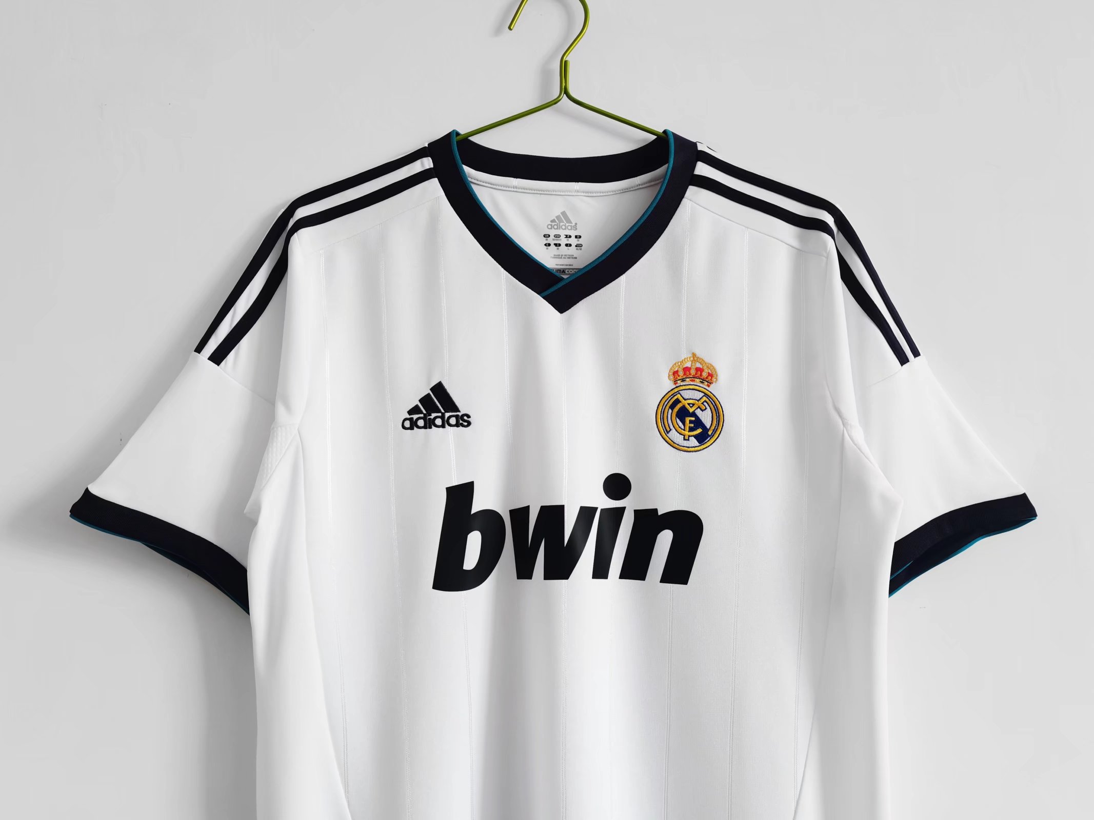 21/13 Real Madrid Home Retro Jersey - leoleo123123