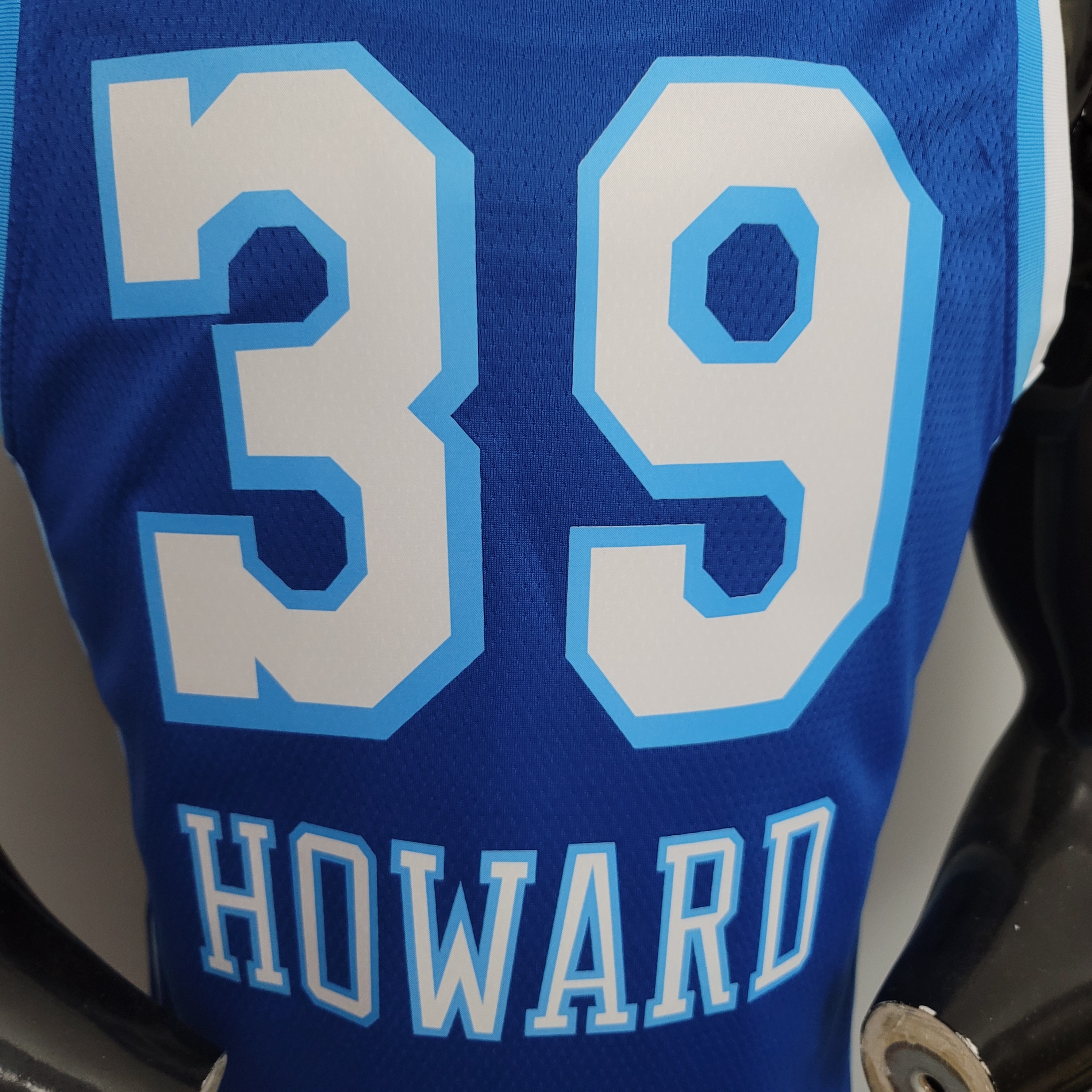 NBA Finals Men Los Angeles Lakers Retro in Latin #39 HOWARD Blue Round Neck Jersey High Quality Name and Number Print - leoleo123123