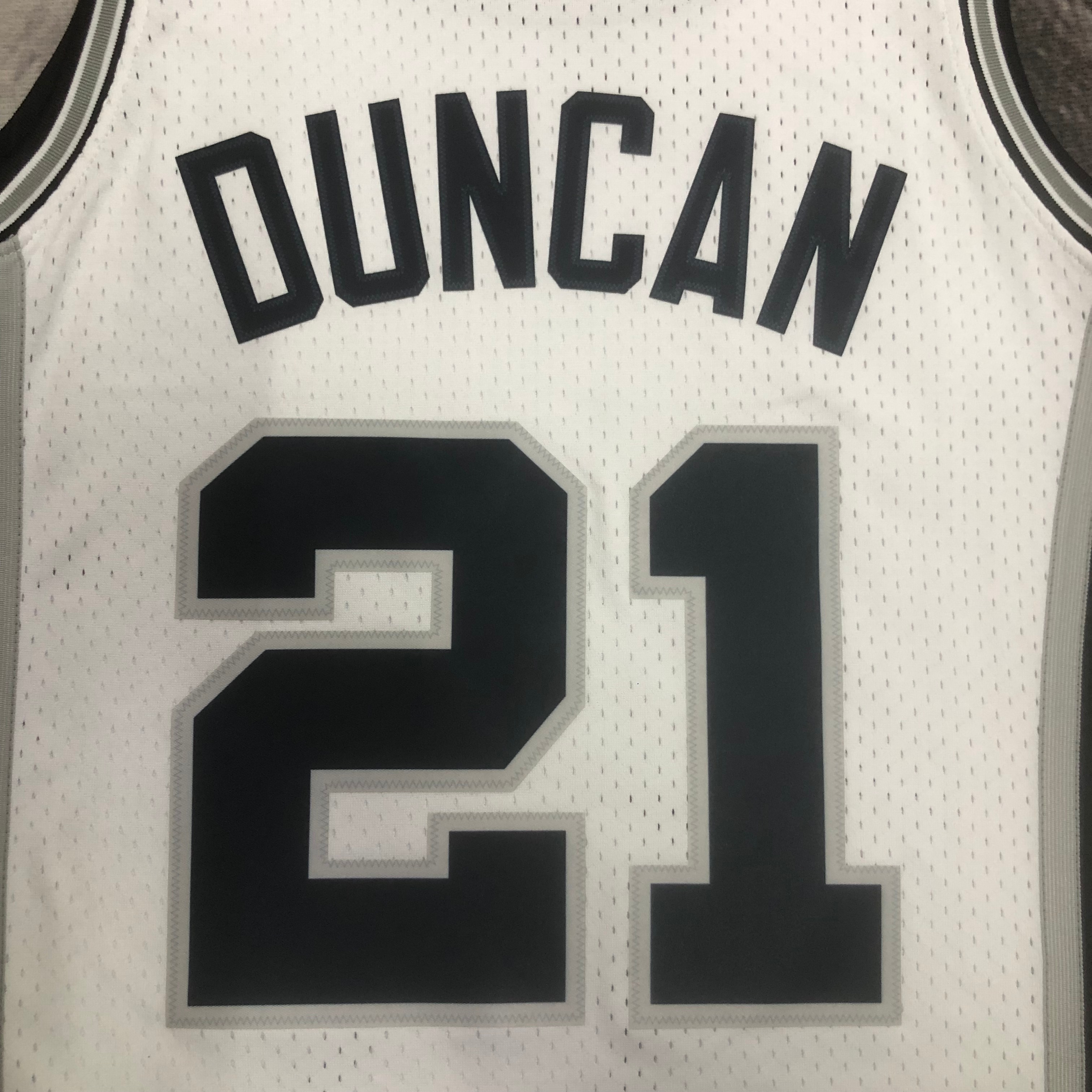 NBA Men 98-99 San Antonio Spurs White #21 DUNCAN Classics Swingman Jersey - leoleo123123