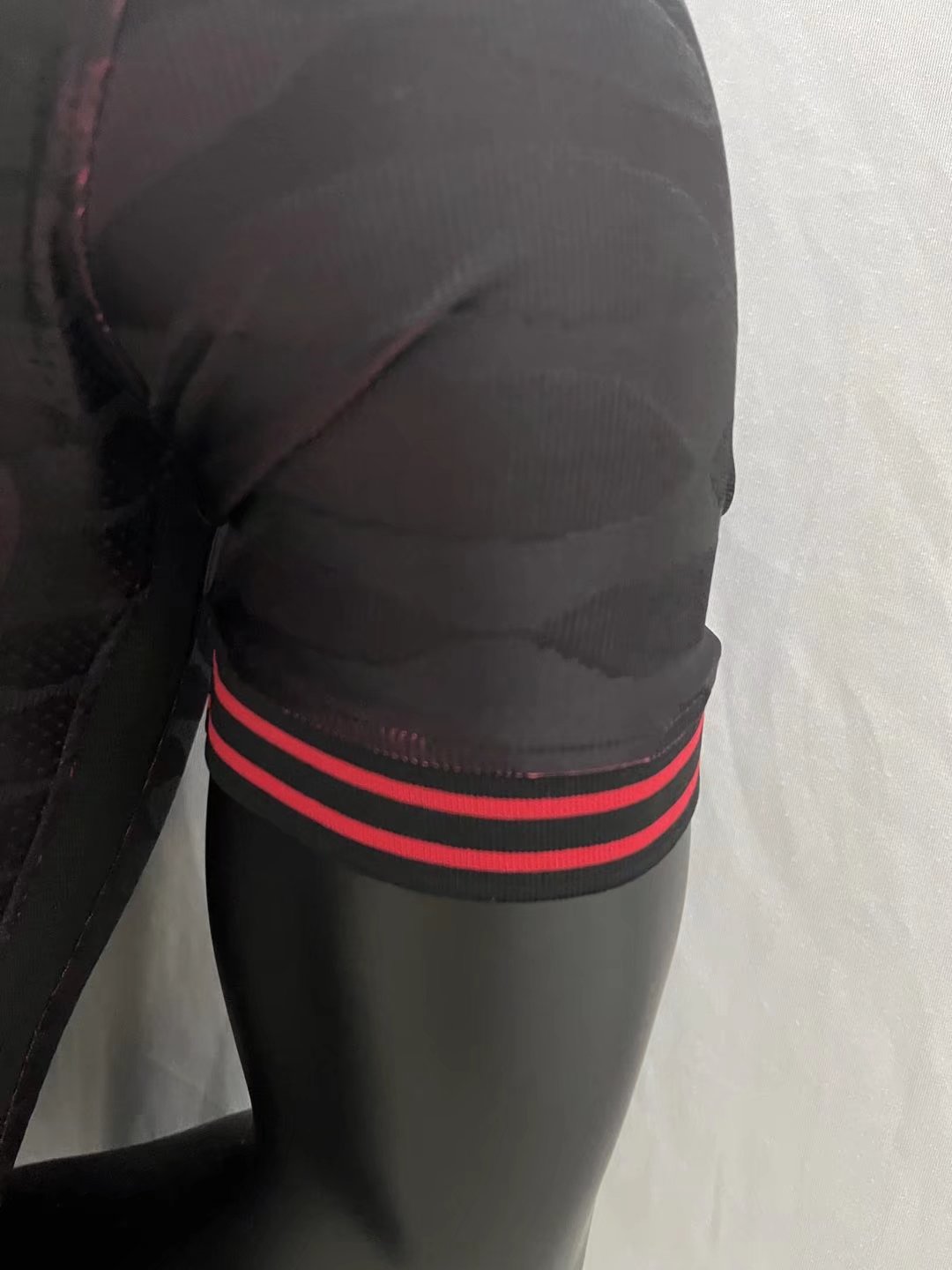 22/23 Liverpool Training Jersey Black Player Version 1:1 Quality chaosheng - leoleo123123