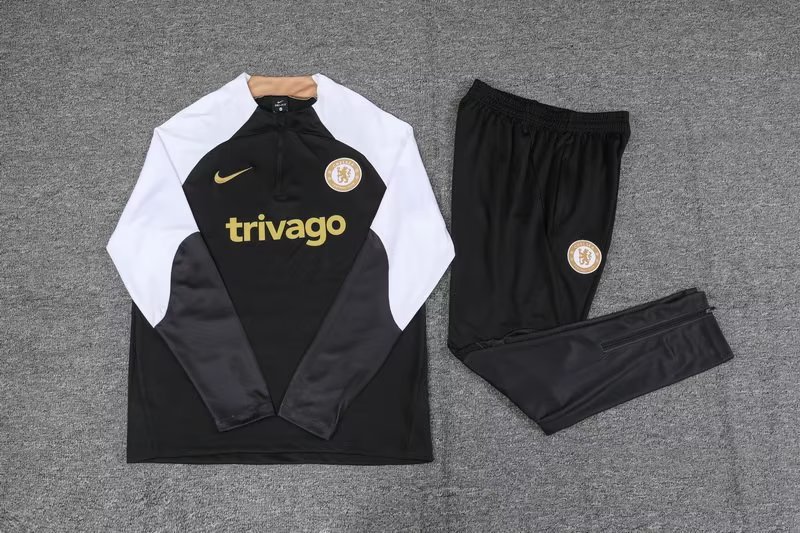 23/24 Chelsea Black Sweater Tracksuit Thai Quality - leoleo123123