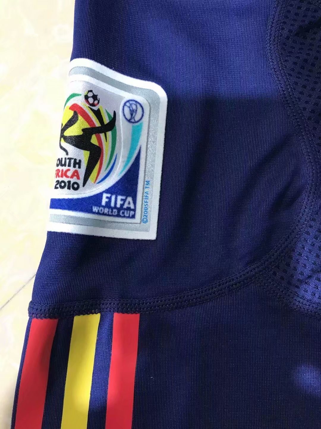 2010 Spain Away Fans Version Retro Jersye - leoleo123123