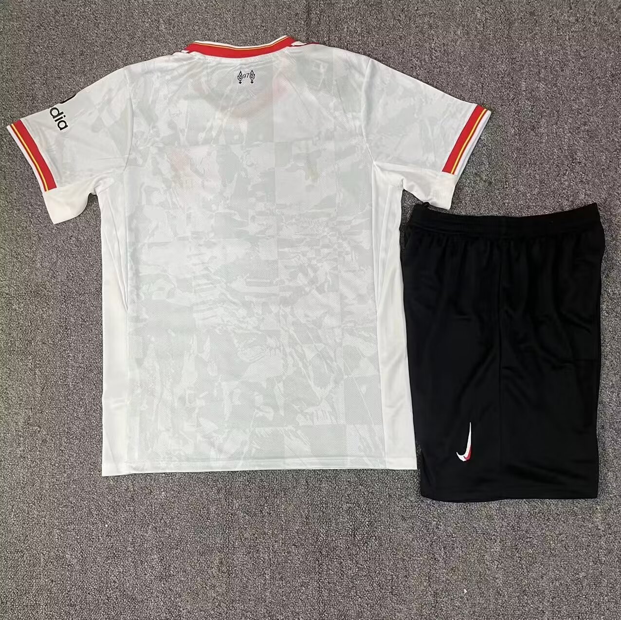 24/25 Liverpool Third White Kids Jersey - leoleo123123