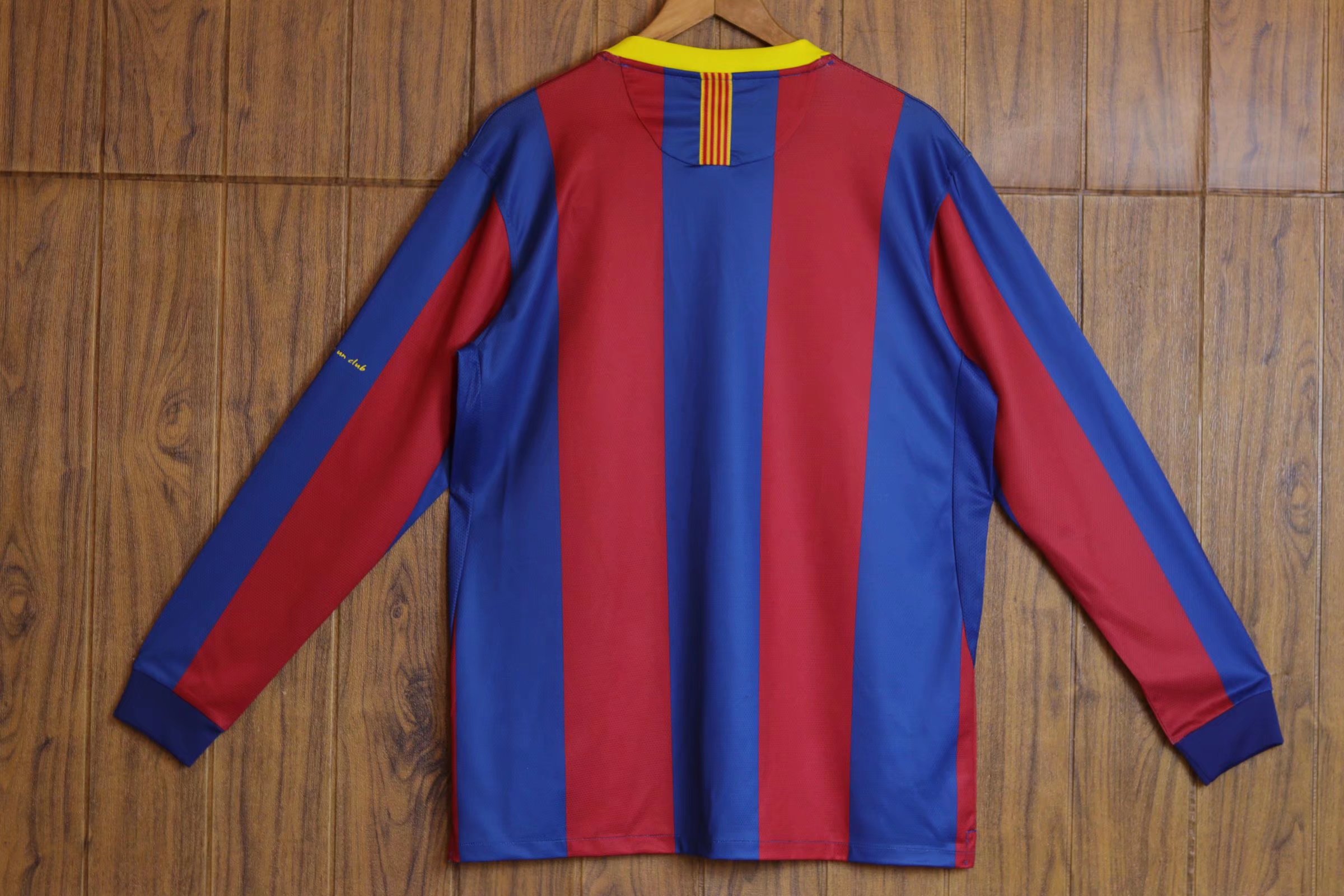10/11 Barcelona Home Retro Jersey Long Sleeve - leoleo123123