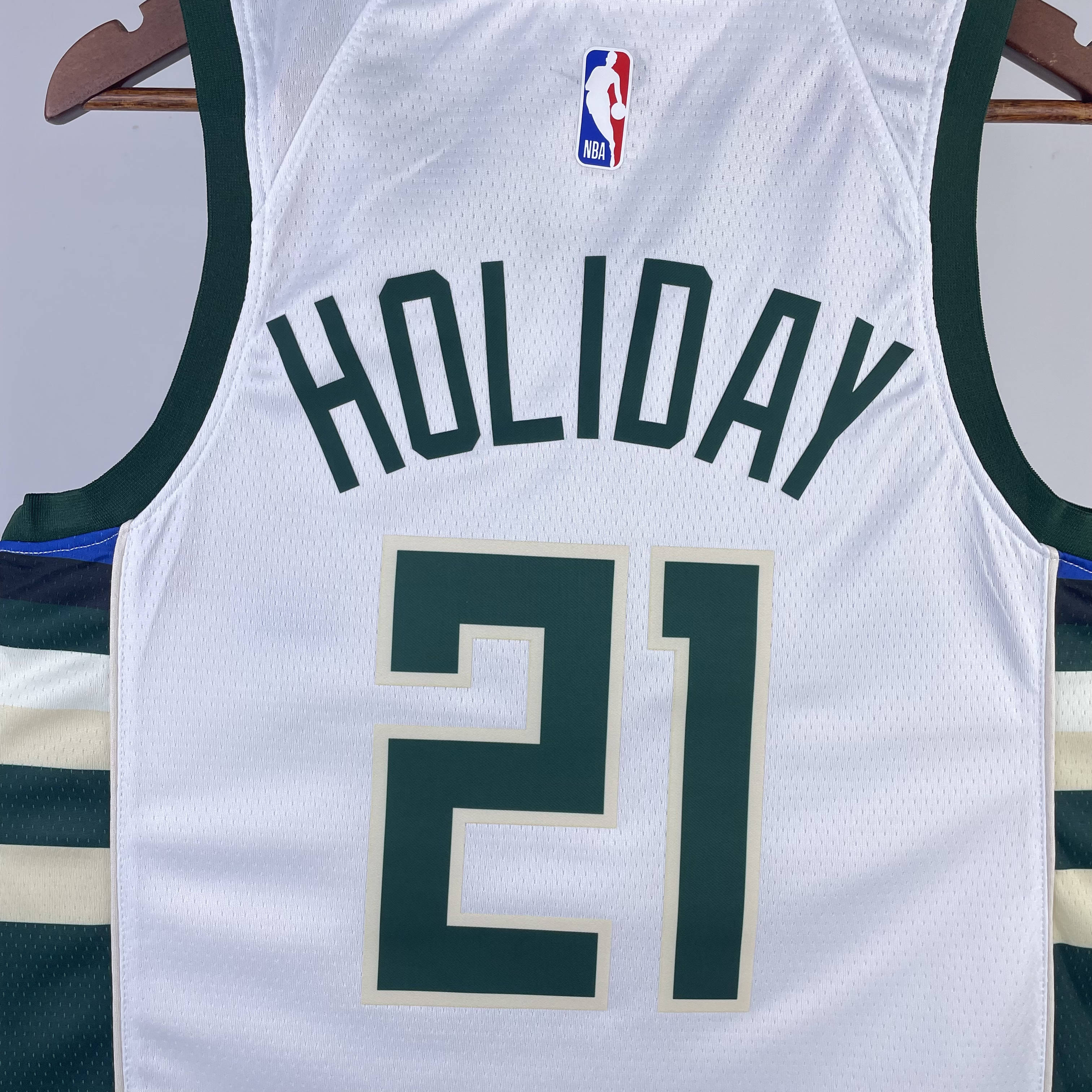 NBA Men 2023 Milwaukee Bucks White #21 HOLIDAY Jersey High Quality Name and Number Print - leoleo123123