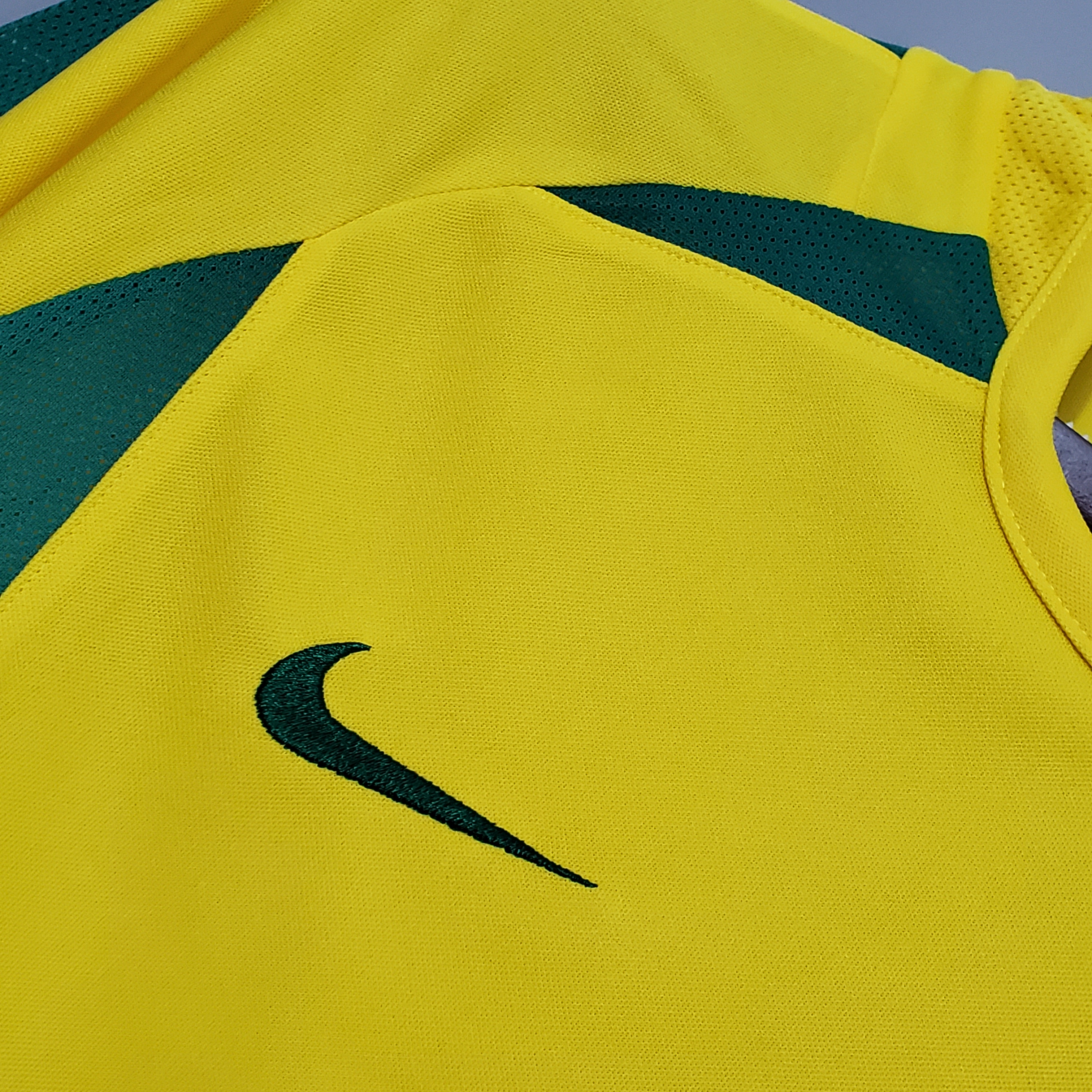 2002 Brazil Home Retro Jersey - leoleo123123