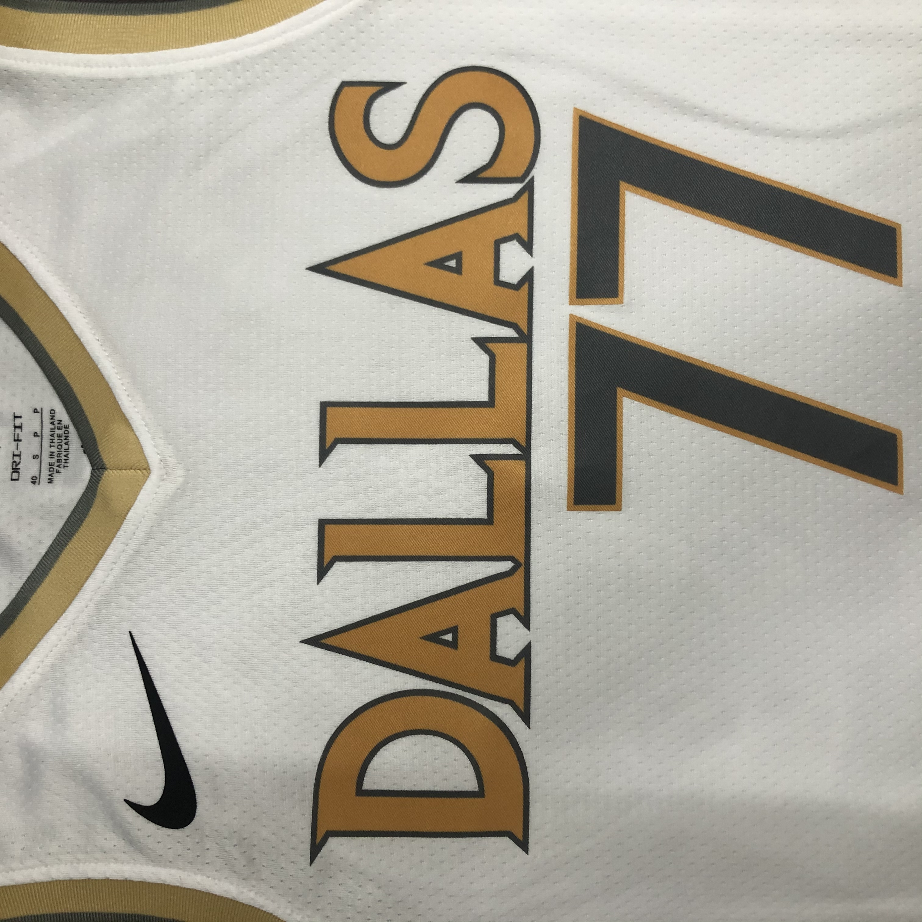 NBA Men Season 2020 Dallas Mavericks White #77 DONCIC Jersey High Quality Name and Number Print - leoleo123123