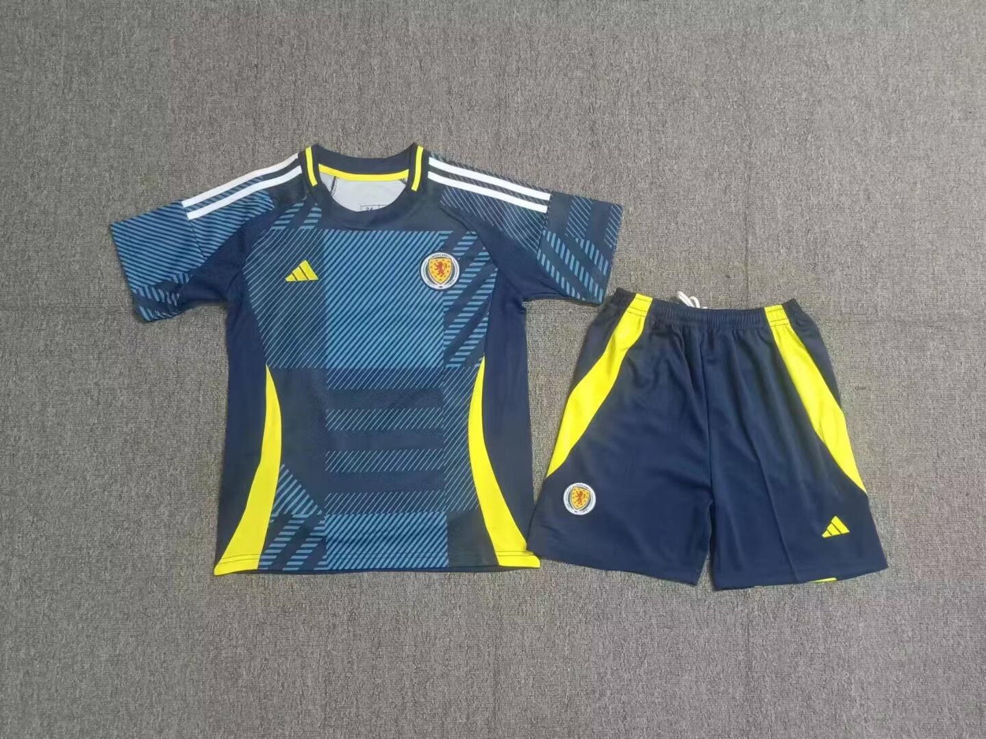 24/25 Scotland Home Kids Jersey - leoleo123123