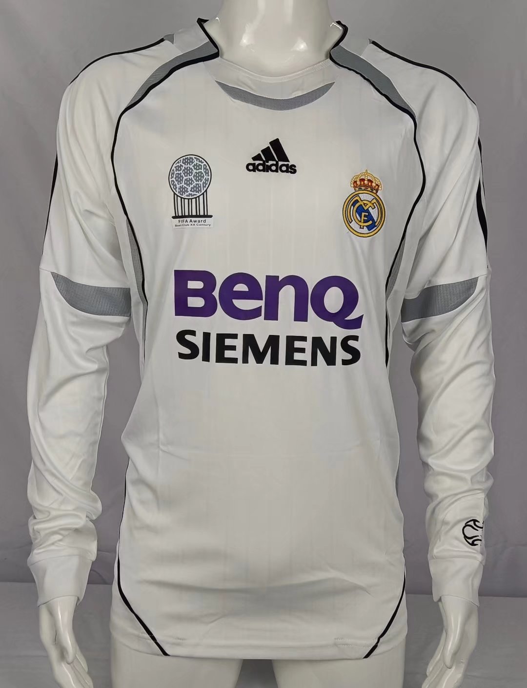 2006 Real Madrid Home Retro Jersey Long Sleeve - leoleo123123