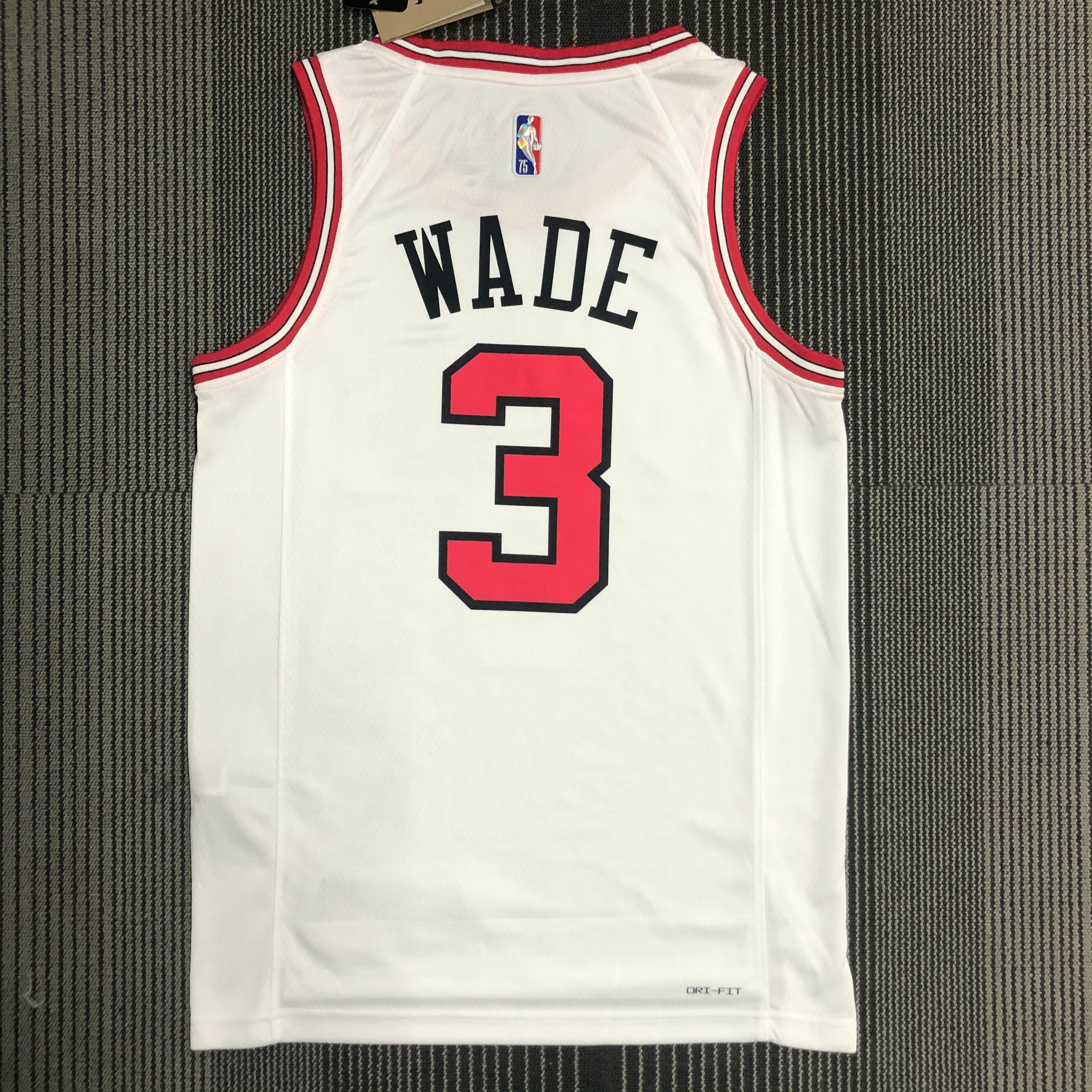 NBA Men 75th Anniversary Chicago Bulls White #3 WADE Jersey High Quality Name and Number Print - leoleo123123