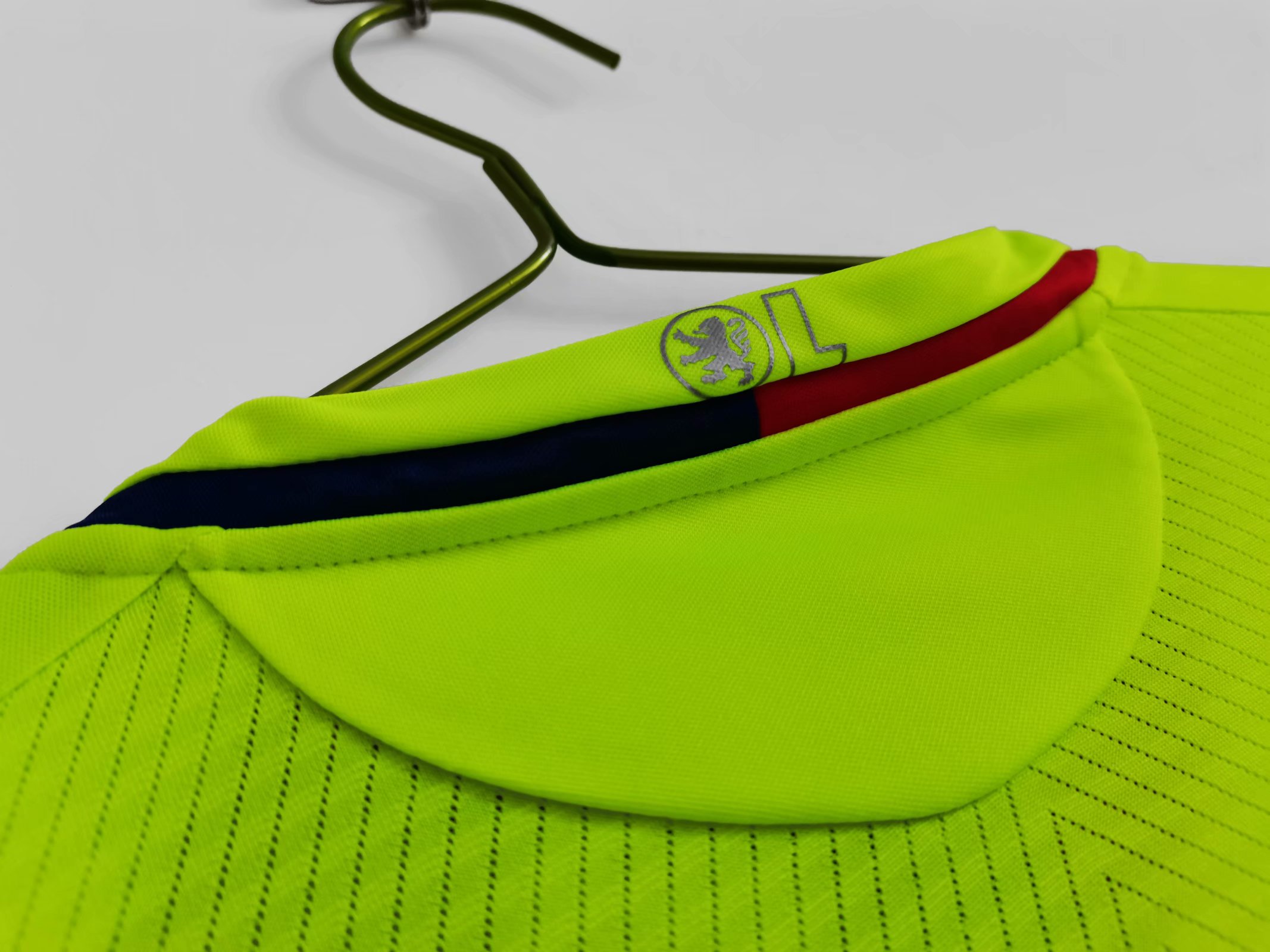 08/09 Lyon Green Retro Jersey - leoleo123123