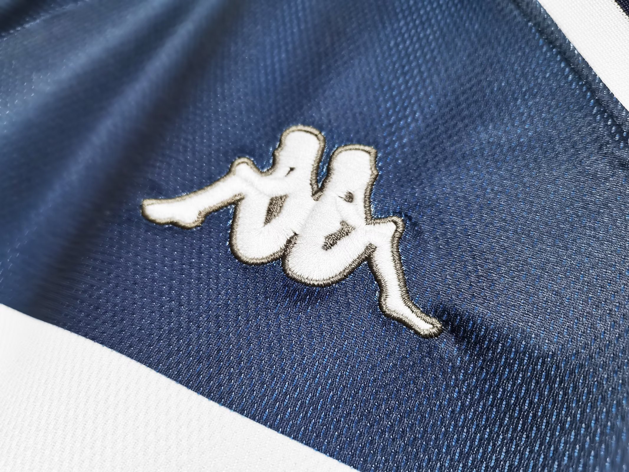 97/98 Manchester City Away Retro Jersey - leoleo123123