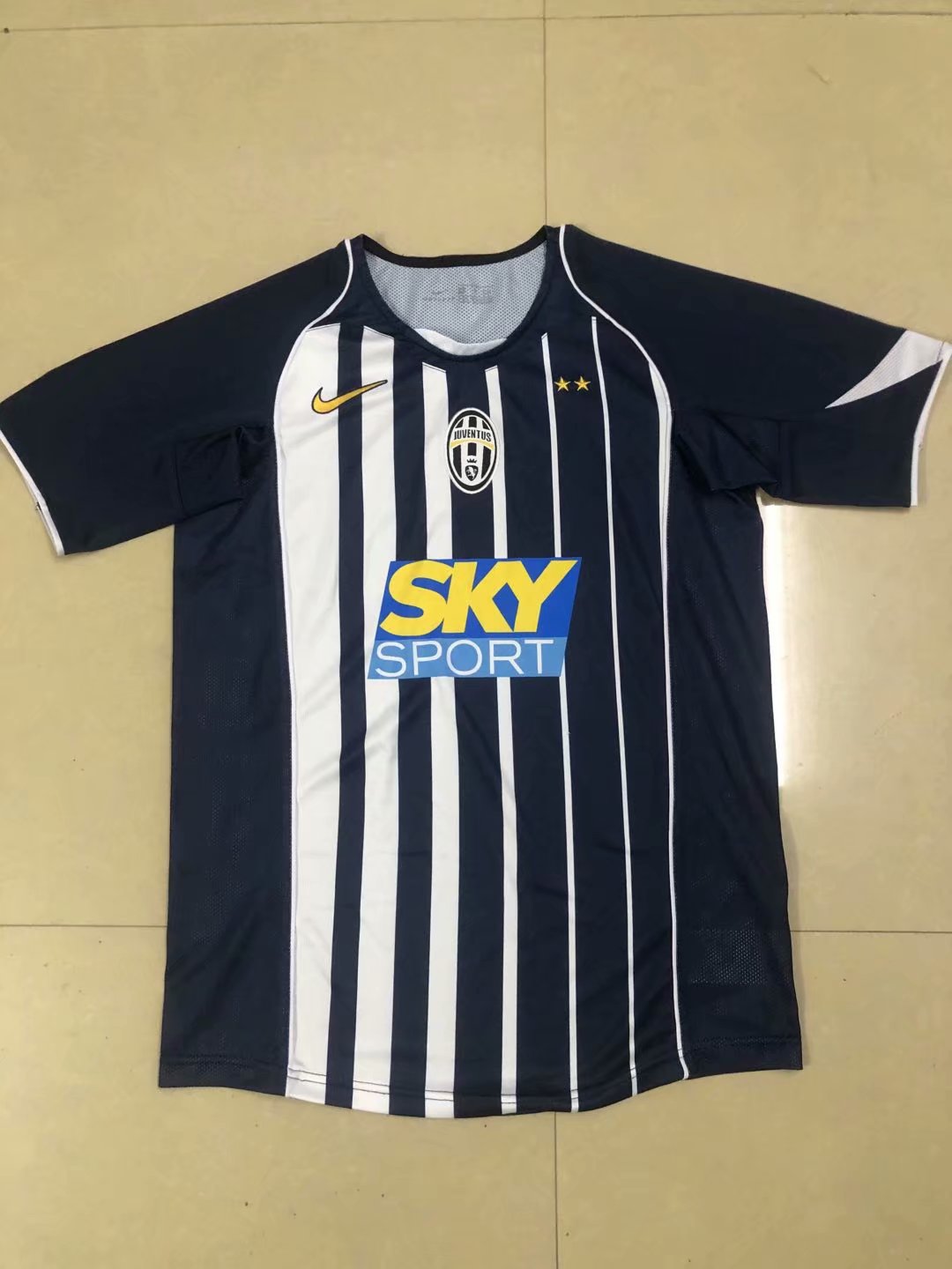 04-05 Juventus Home Retro Jersey - leoleo123123
