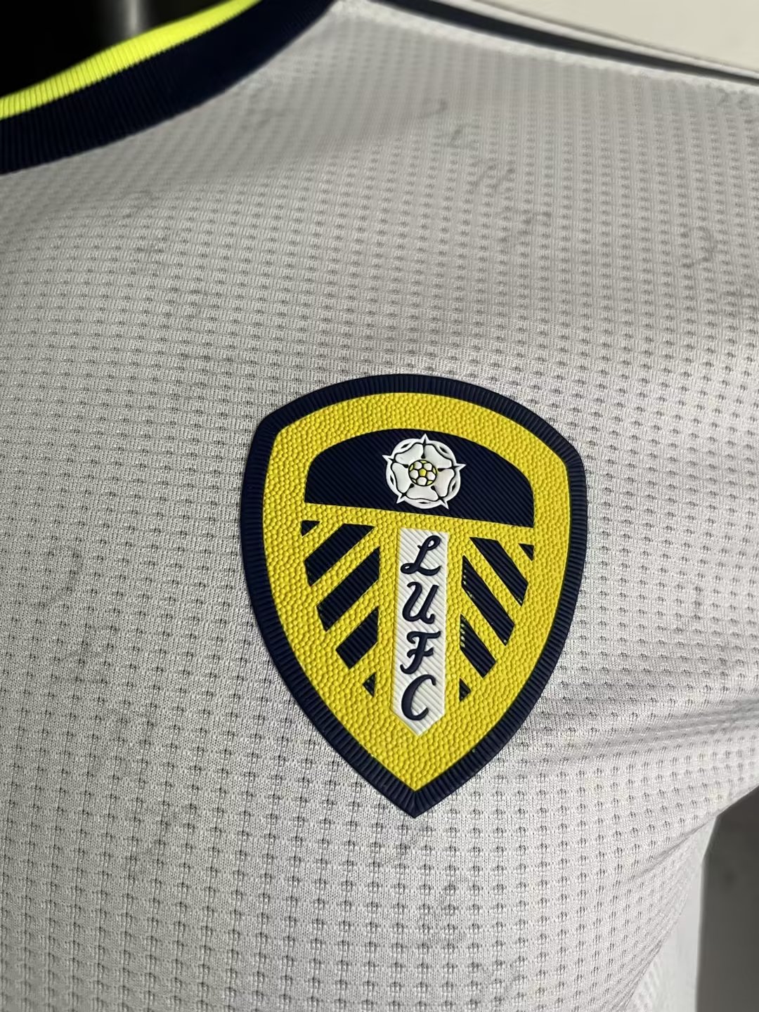 22/23 Leeds United F.C Home Jersey Player Version Thai Quality - leoleo123123