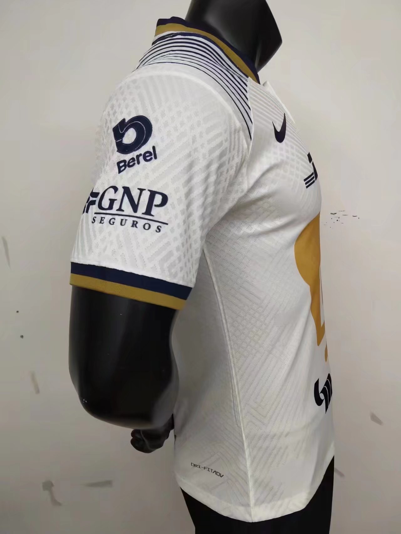 22/23 Pumas UNAM White Jersey Player Version Thai Quality - leoleo123123
