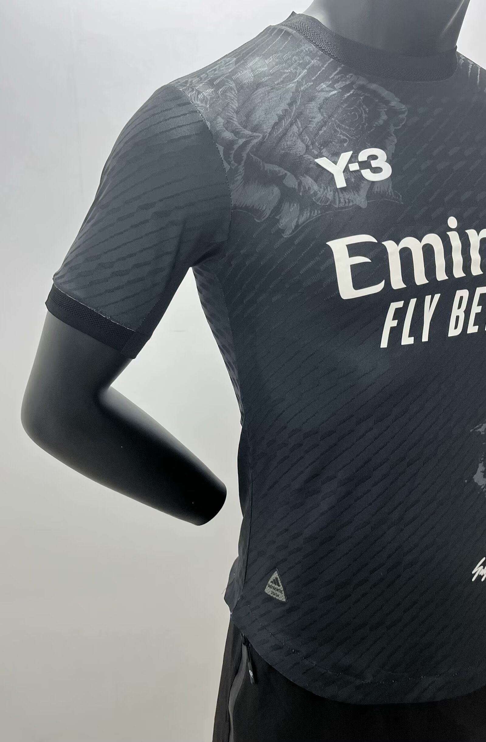 23/24 Real Madrid Y-3 Black Jersey Player Version 1:1 Quality xiongyinig - leoleo123123