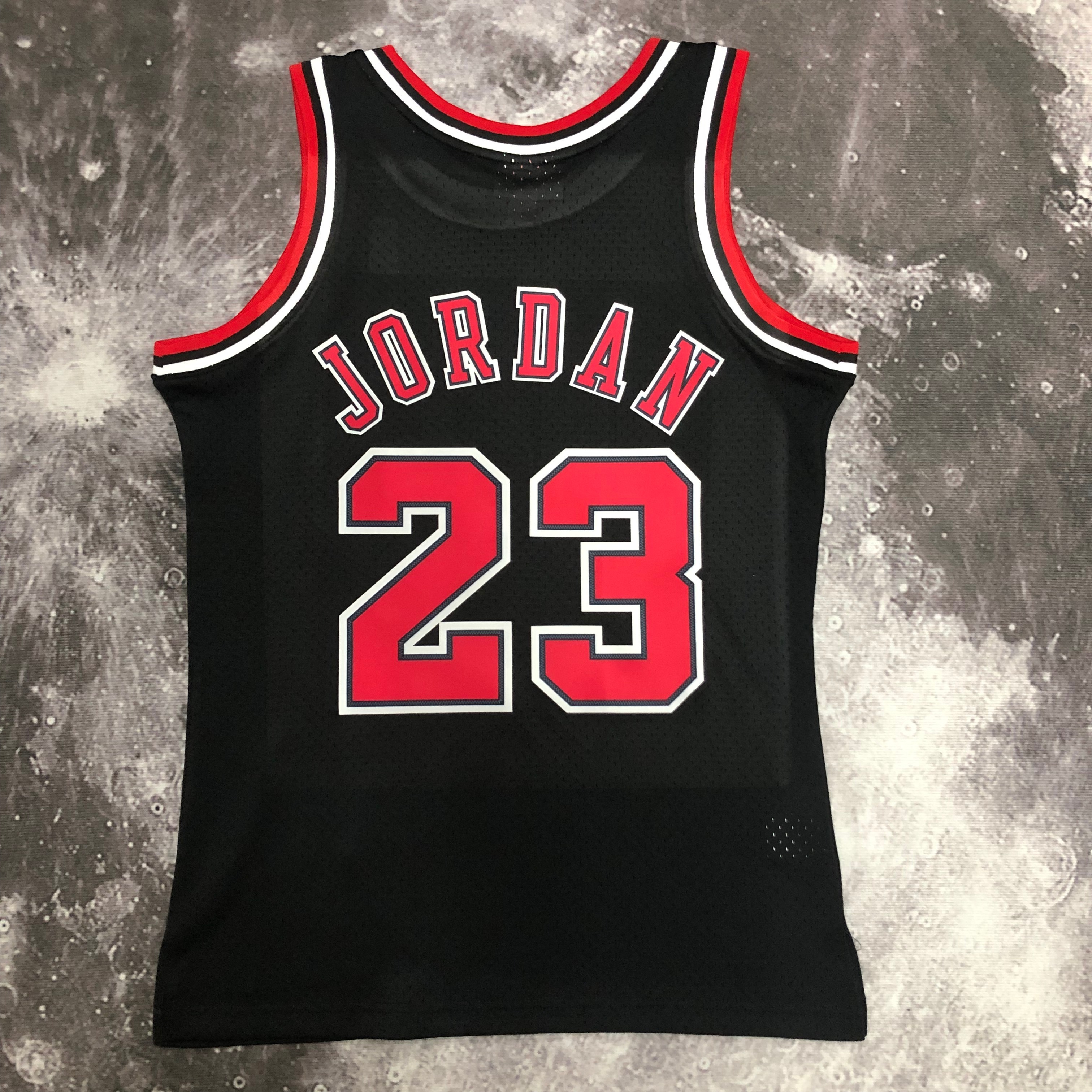 NBA Men Season 1998 Retro Chicago Bulls Black #23 JORDAN Jersey High Quality Name and Number Print - leoleo123123