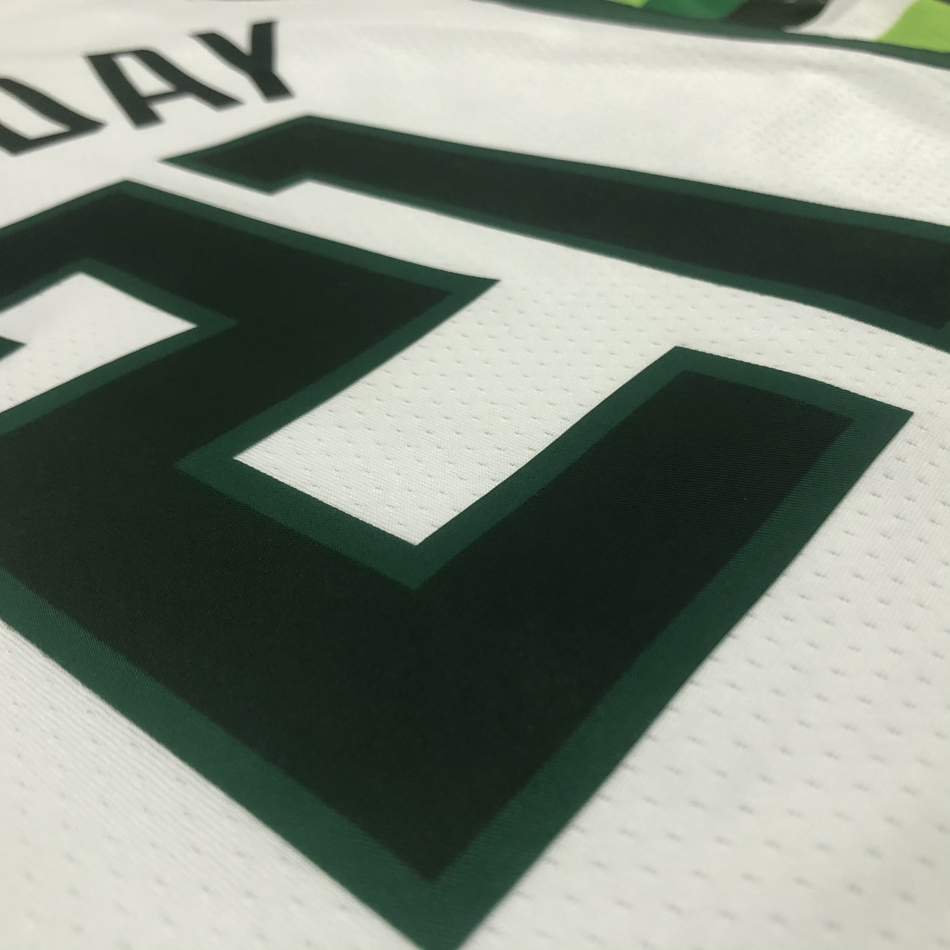 NBA Men 75th Anniversary Season 2022 Milwaukee Bucks White #21 HOLIDAY Jersey High Quality Name and Number Print - leoleo123123