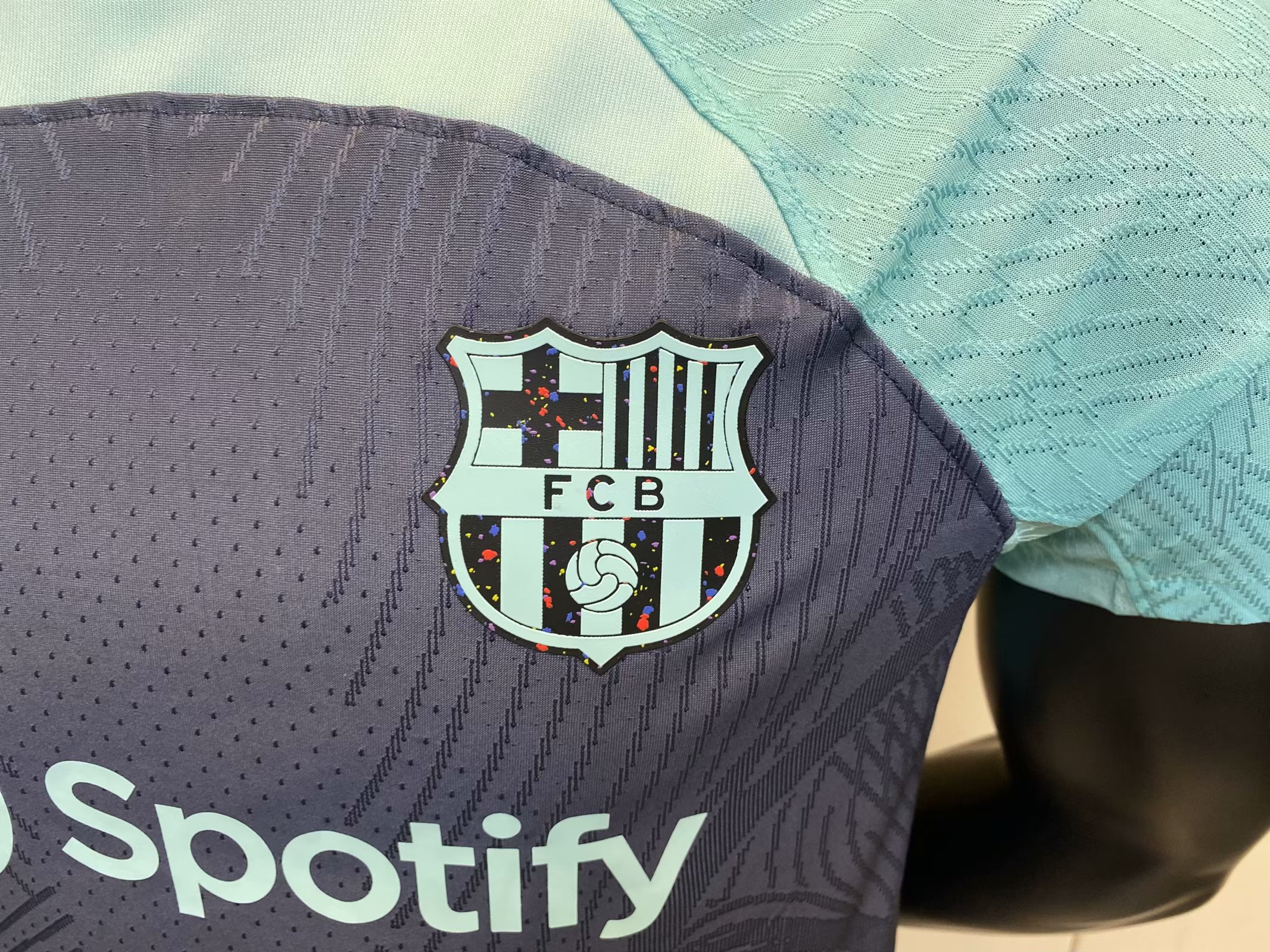 23/24 Barcelona Training Jersey Player Version 1:1 Quality - leoleo123123