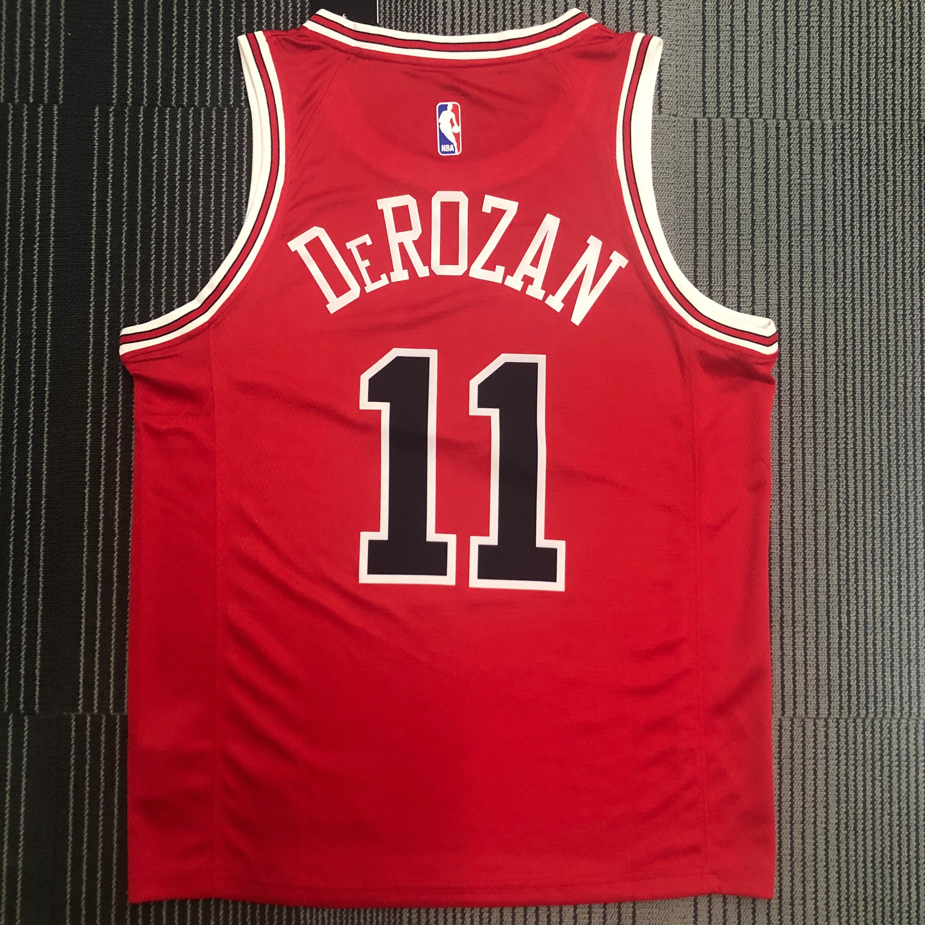 NBA Men Chicago Bulls Red #11 DEROZAN Jersey High Quality Name and Number Print - leoleo123123