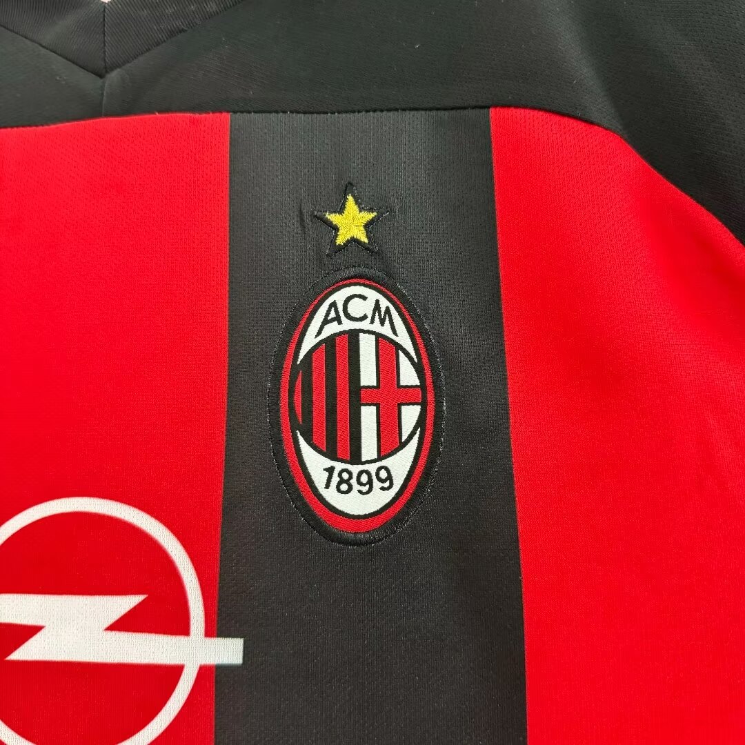 00/02 AC Milan Home Retro Jersey - leoleo123123