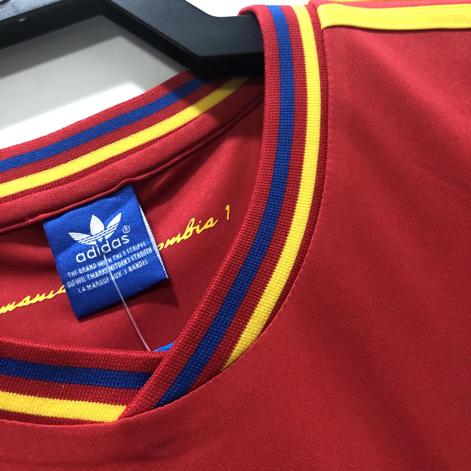 1990 Colombia Away Retro Jersey Fans Version - leoleo123123