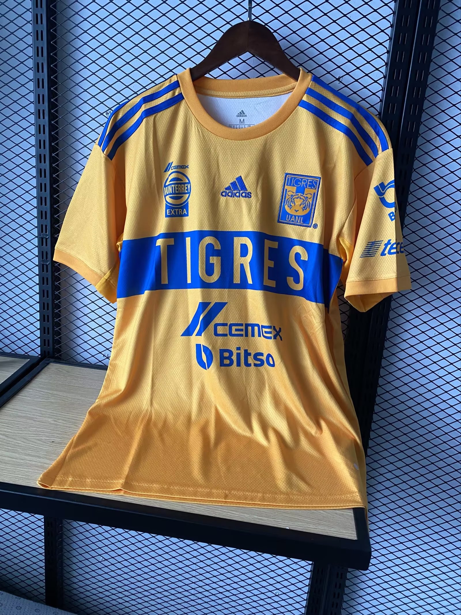 22/23 Tiger Home Soccer Jersey Thai Quality - leoleo123123