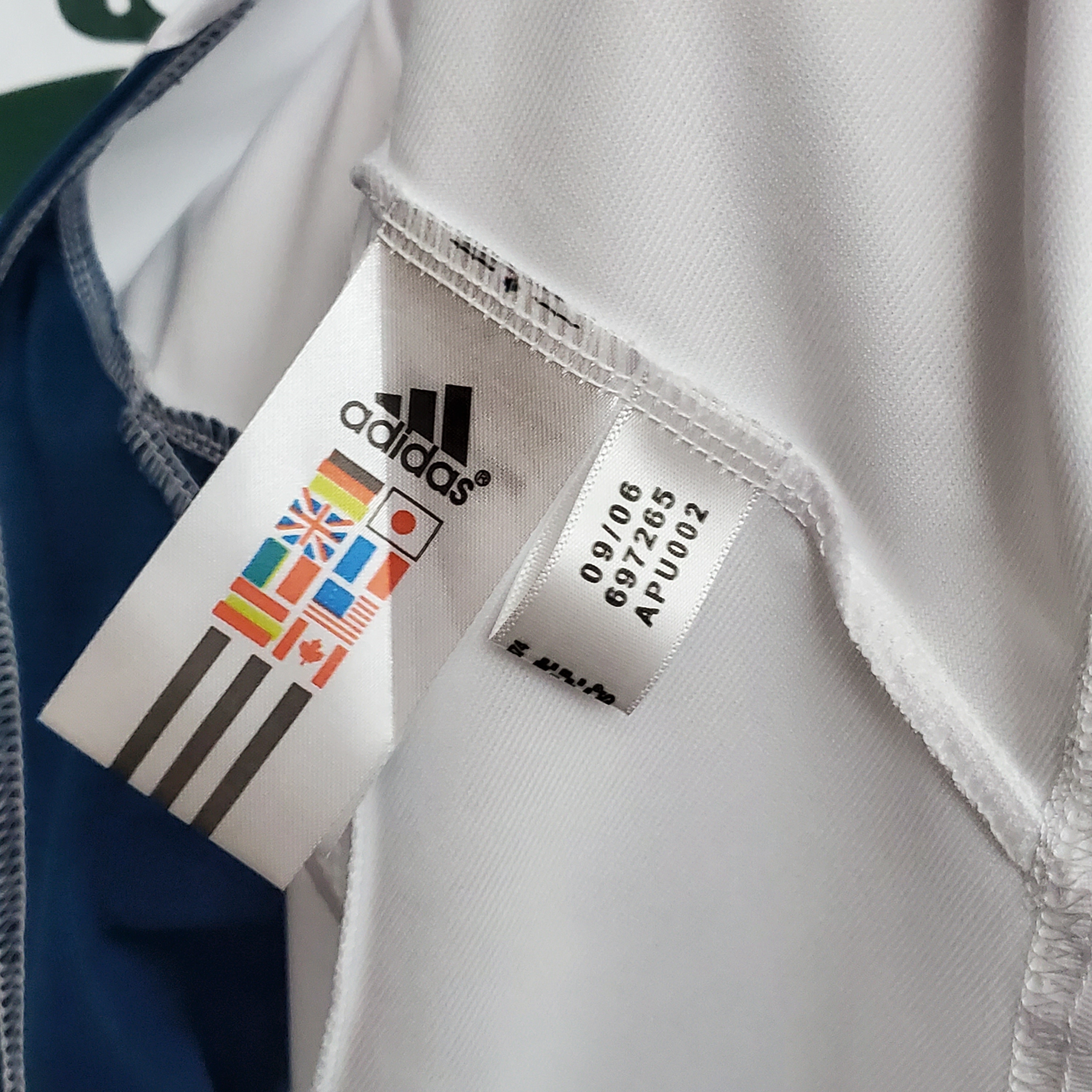 06-07 Liverpool Away Retro Jersey - leoleo123123