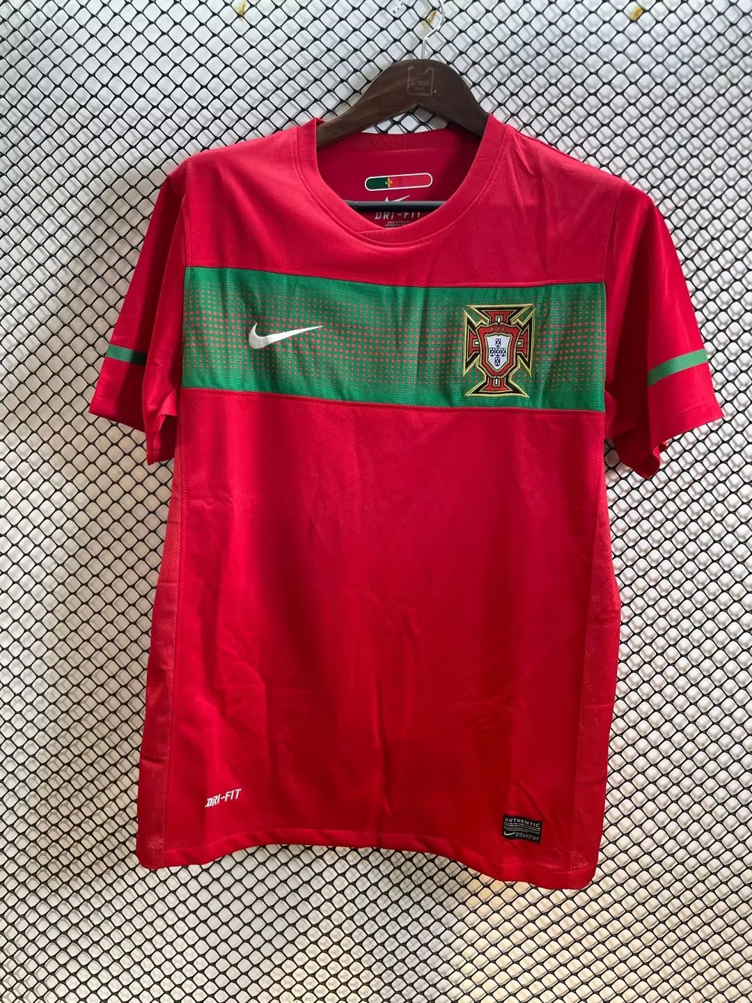 2010 Portugal Home Retro Jersey 826 - leoleo123123