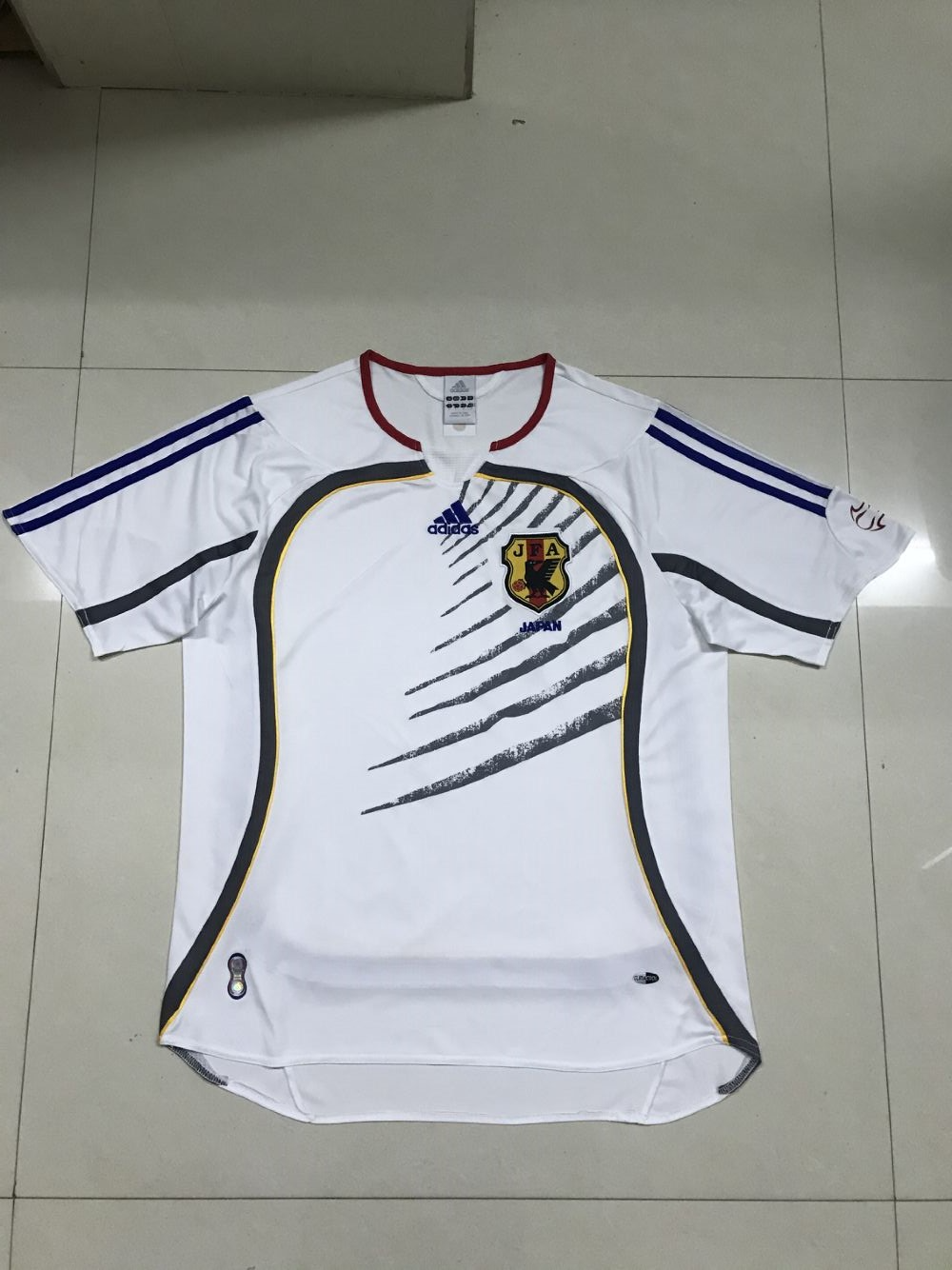 2006 Japan Away Retro Jersey - leoleo123123