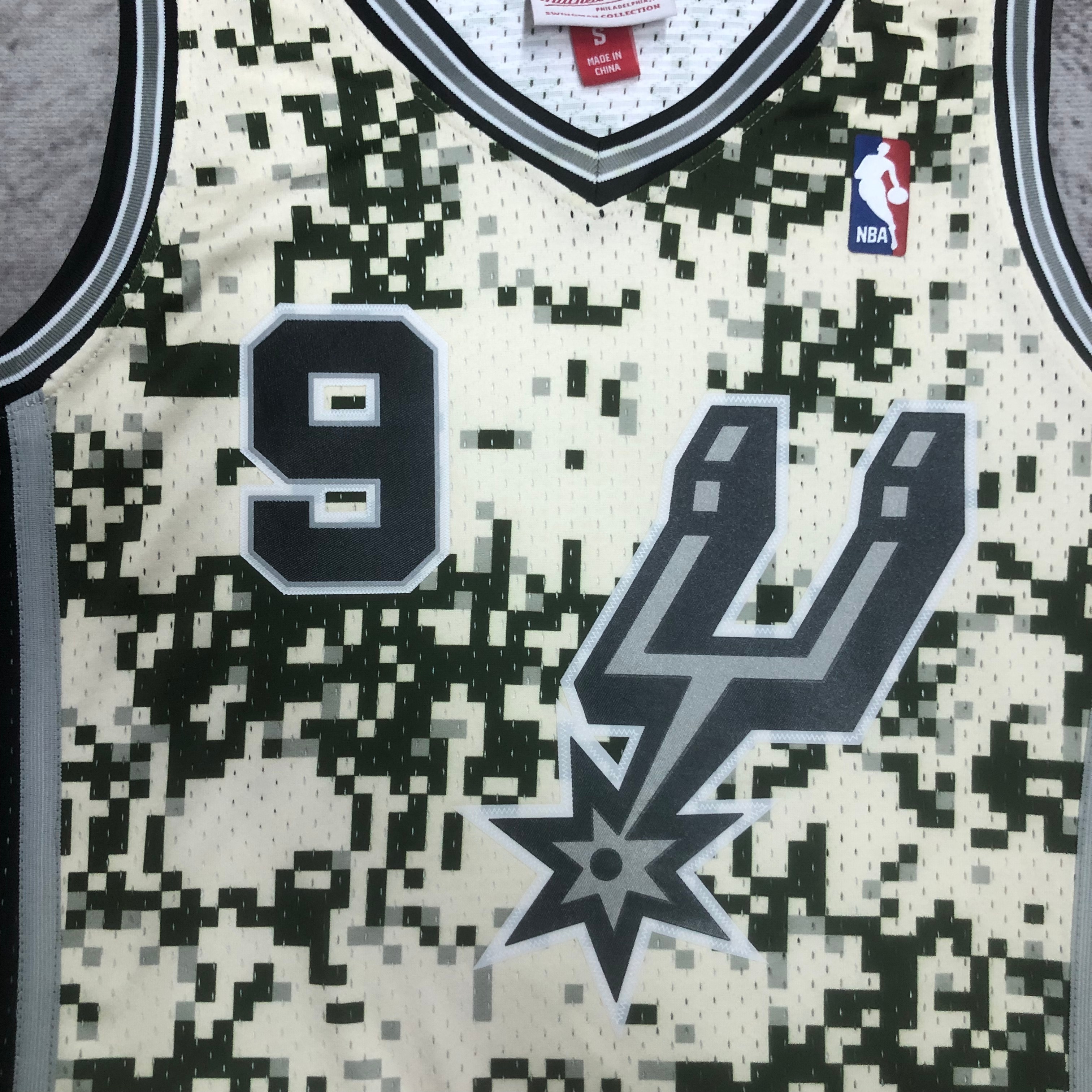 NBA Men 13-14 San Antonio Spurs Camouflage #9 PARKER Classics Swingman Jersey - leoleo123123