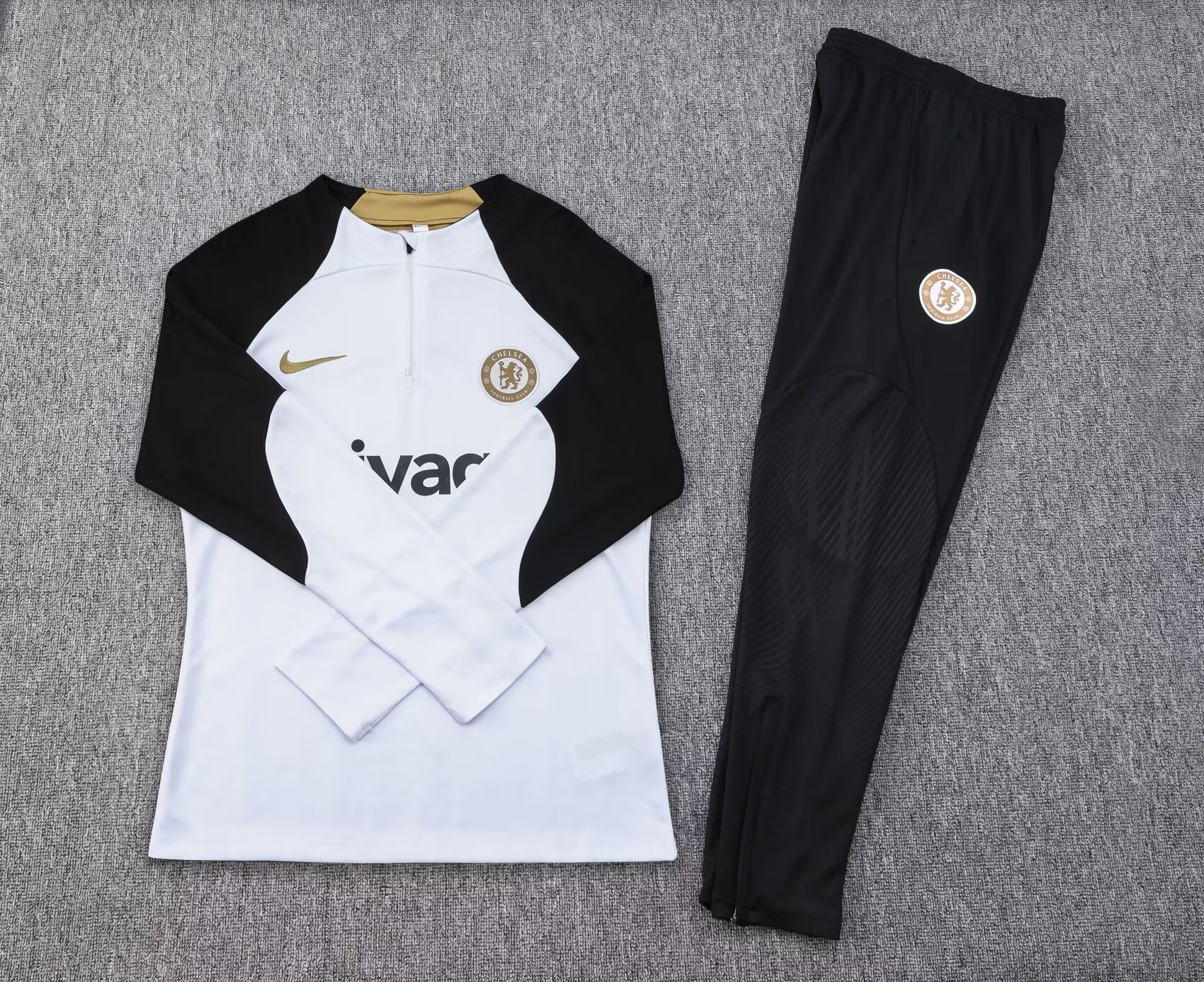 23/24 Chelsea White Sweater Tracksuit Thai Quality - leoleo123123